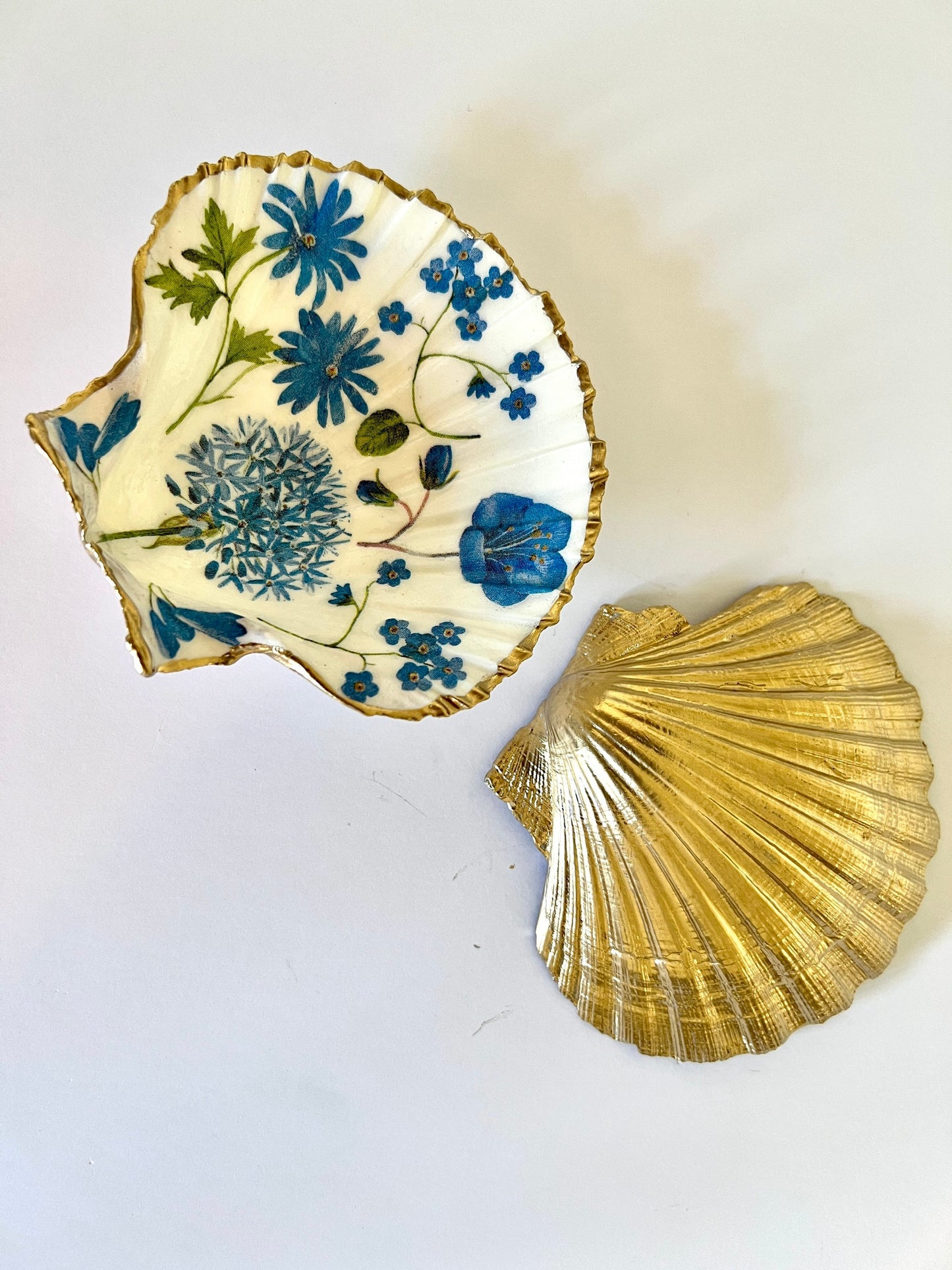 Hand Painted Scallop Shell Trinket Dish: Blue Spring Handmade Blue Spring Floral Scallop Trinket Dish | Gold Gilded Shell Ring Holder | Coastal Gift, Gold Leaf tray