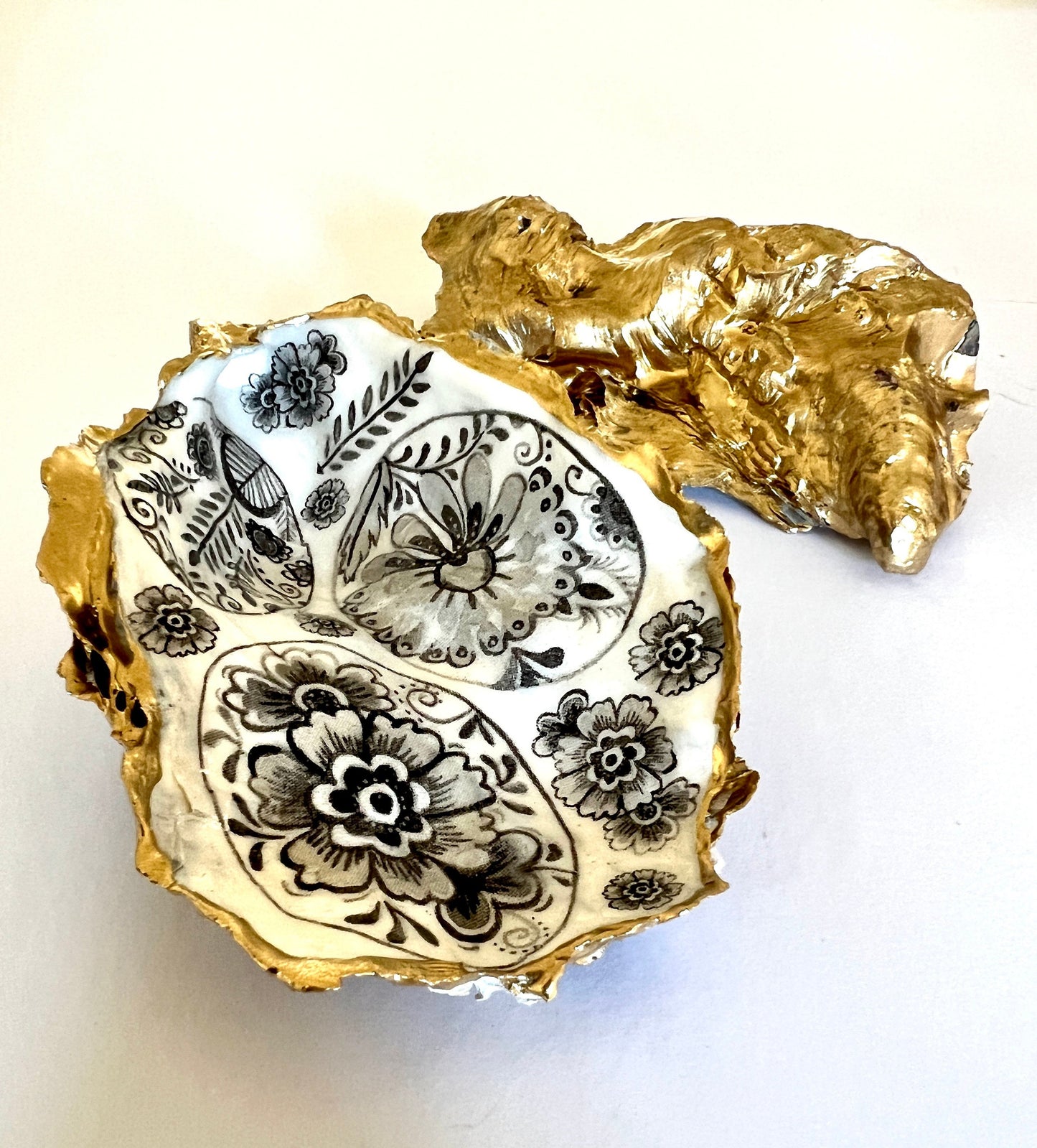 Vintage Eggs Oyster Trinket Dish, Floral Shell ring holder, Hope Gift, Coastal gift, Handmade ring tidy