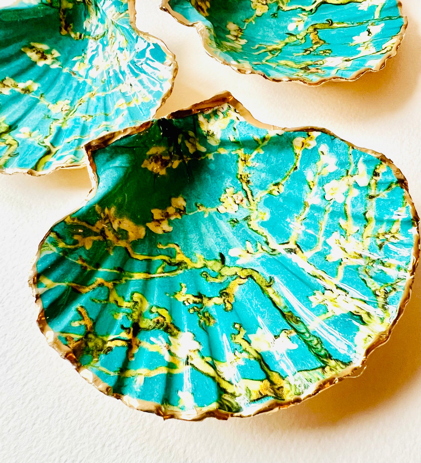 Van Gogh Almond Blossom Scallop Trinket Dish: Shell Jewellery Tray, UK Heritage Gift, Almond Blossom Gift