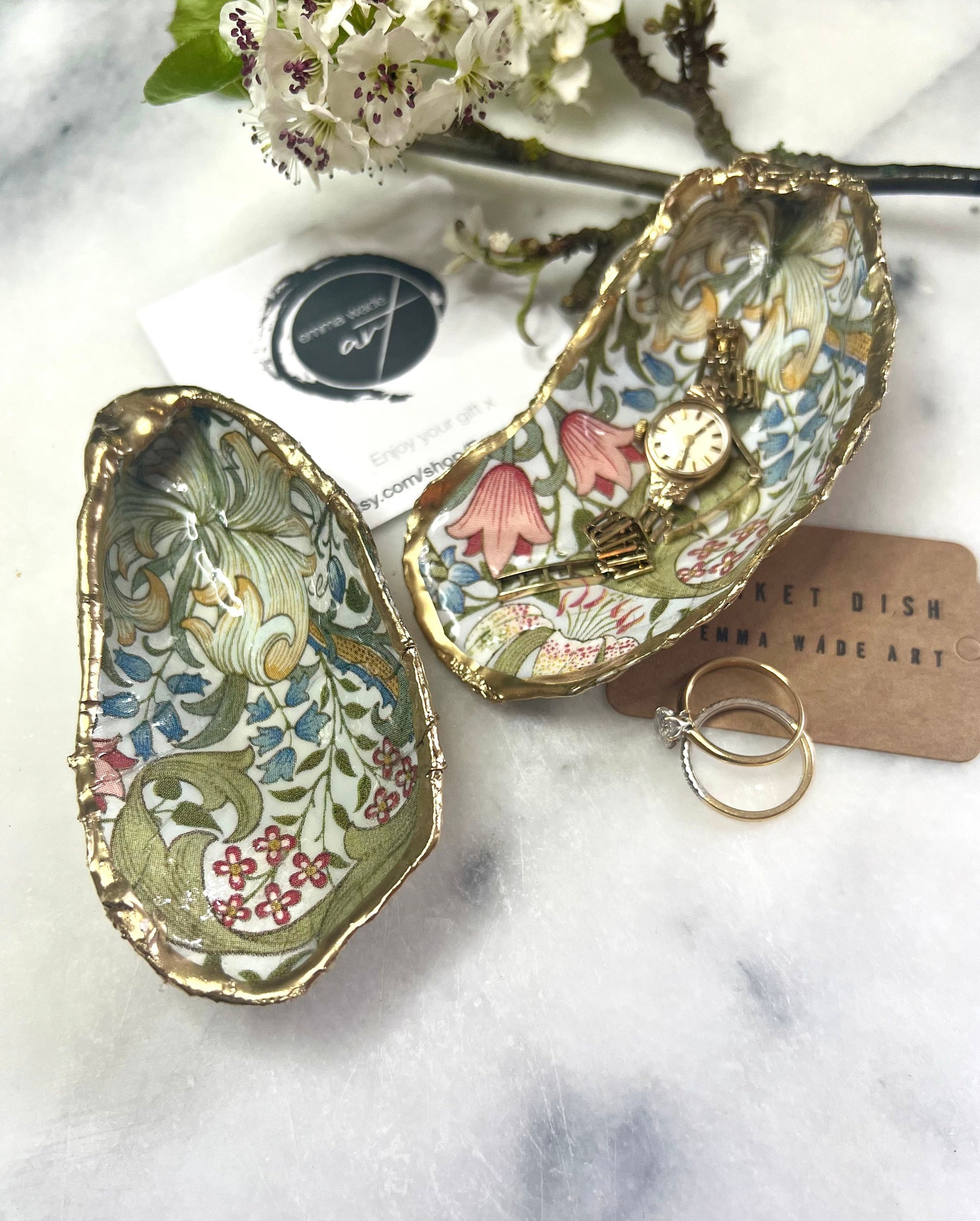 gifts for her, William Morris Golden Lily, trinket dish, decoupage dish, decoupage oyster, shell ornament, golden lily gift, coastal gifts, coastal art, William style Morris decor, coastal decor, gift for her, flower gift, valentines gift, EmmaWadeART, Mother’s Day gift, golden lily gift, oyster trinket dish, 5 star seller, host gift, William Morris anniversary gift idea, gold gilded ring dish, oyster ring dish