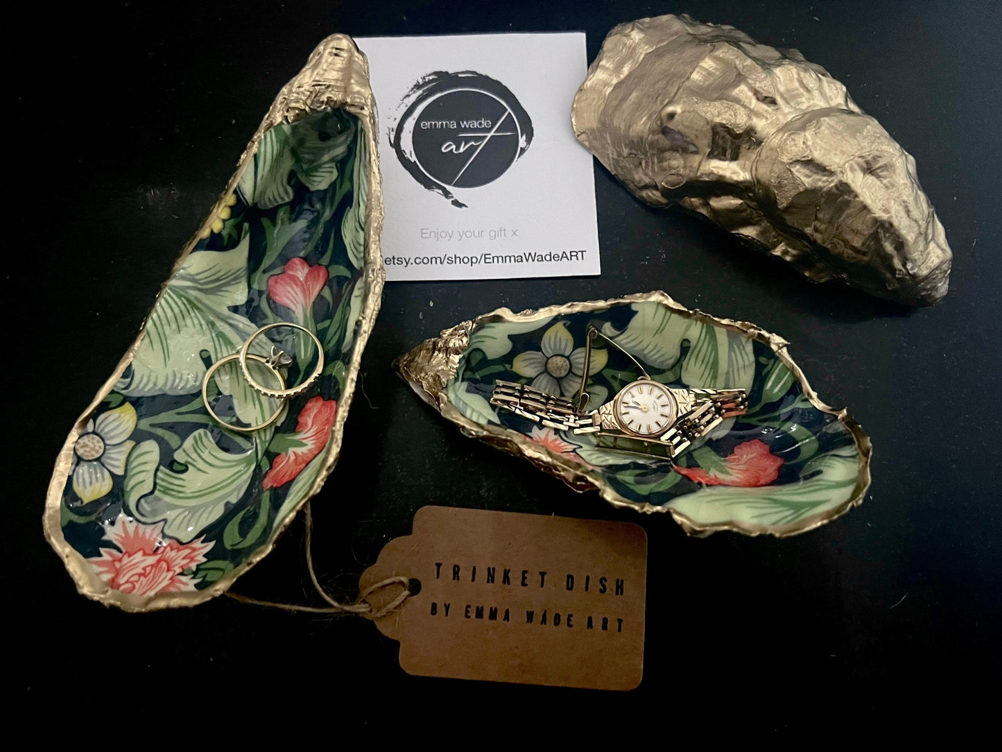 gifts for her, gardeners gift, trinket dish, serving dishes, shell ornament, decoupaged oyster, William Morris gift, coastal decor, coastal art, nature lover gift, shell decorations, shell decor, William Morris Leicester, gift for mum, oyster dish