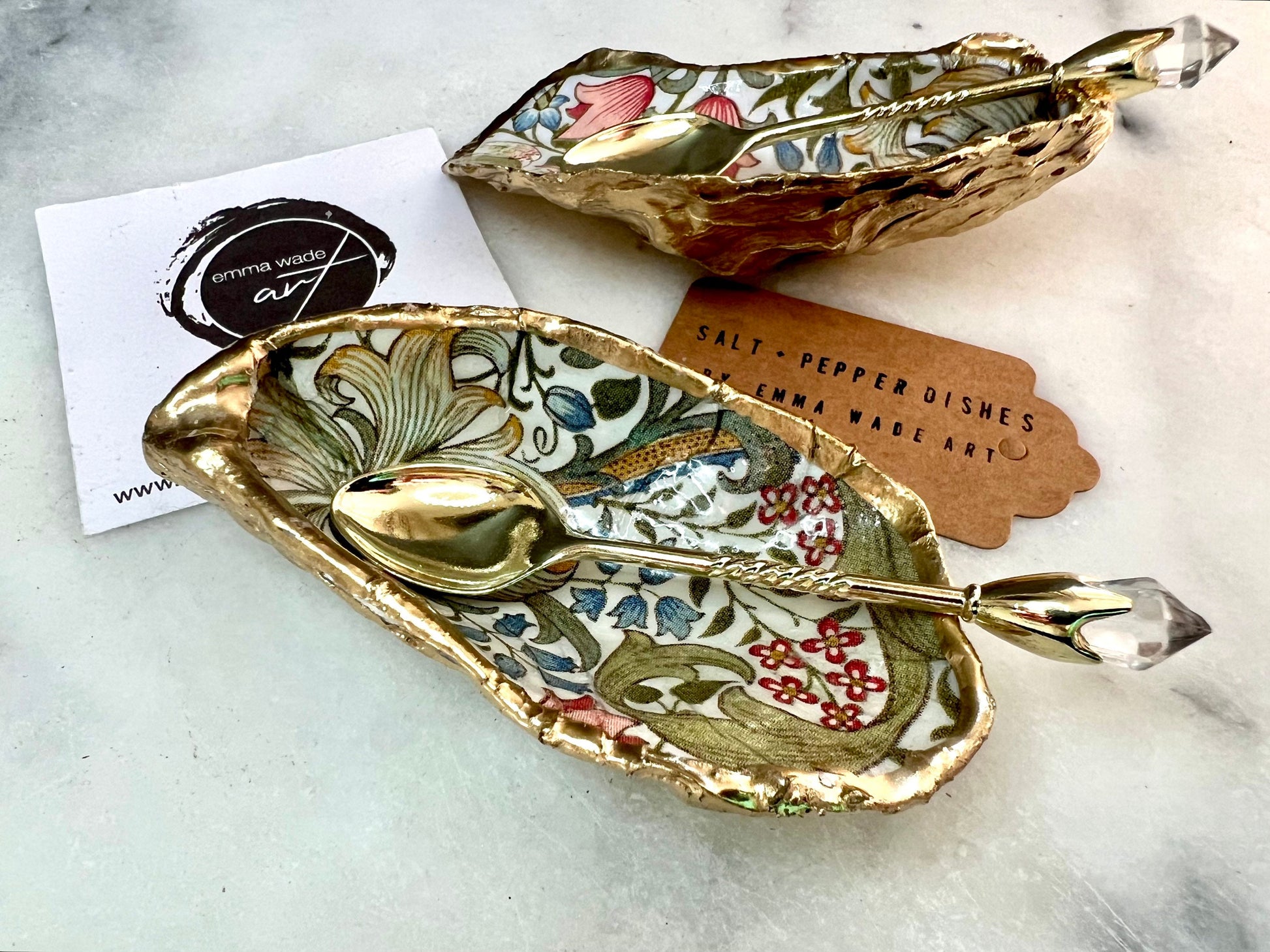 gifts for her, decorated dish, William Morris golden lily, serving dish, pinch pots, spice pots, unique wedding gift, golden anniversary, gold oyster shell, Salt anniversary, Salt cellar golden lily, salt and pepper dishes, coastal gifts, flower gift, dining decor, kitchen decor, gift for mum, William Morris gift, EmmaWadeART, cruet set, host gift, seashell gift, salt dish, new home gift, oyster shell dish, golden shell dish, salt pepper pinch pots