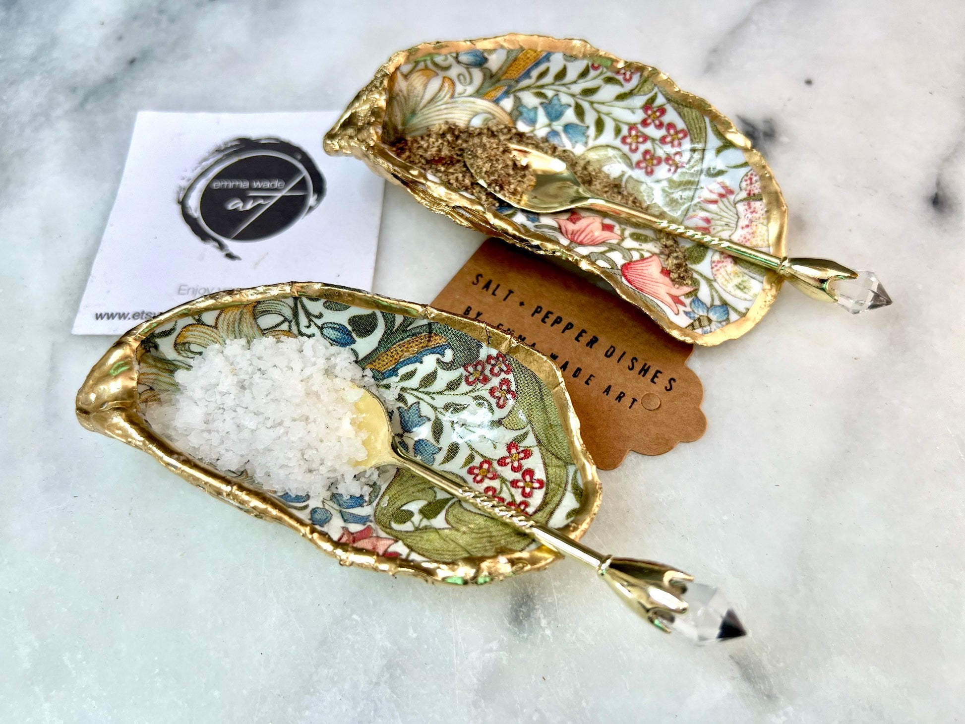 gifts for her, decorated dish, William Morris golden lily, serving dish, pinch pots, spice pots, unique wedding gift, golden anniversary, gold oyster shell, Salt anniversary, Salt cellar golden lily, salt and pepper dishes, coastal gifts, flower gift, dining decor, kitchen decor, gift for mum, William Morris gift, EmmaWadeART, cruet set, host gift, seashell gift, salt dish, new home gift, oyster shell dish, golden shell dish, salt pepper pinch pots