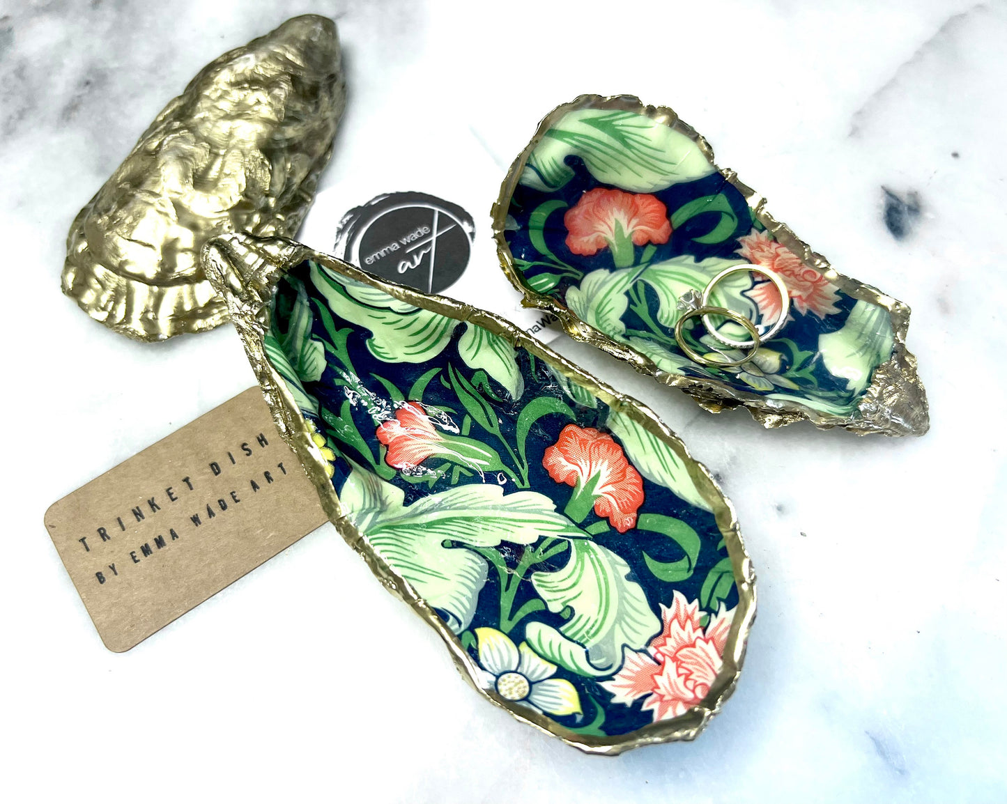 gifts for her, gardeners gift, trinket dish, serving dishes, shell ornament, decoupaged oyster, William Morris gift, coastal decor, coastal art, nature lover gift, shell decorations, shell decor, William Morris Leicester, gift for mum, oyster dish