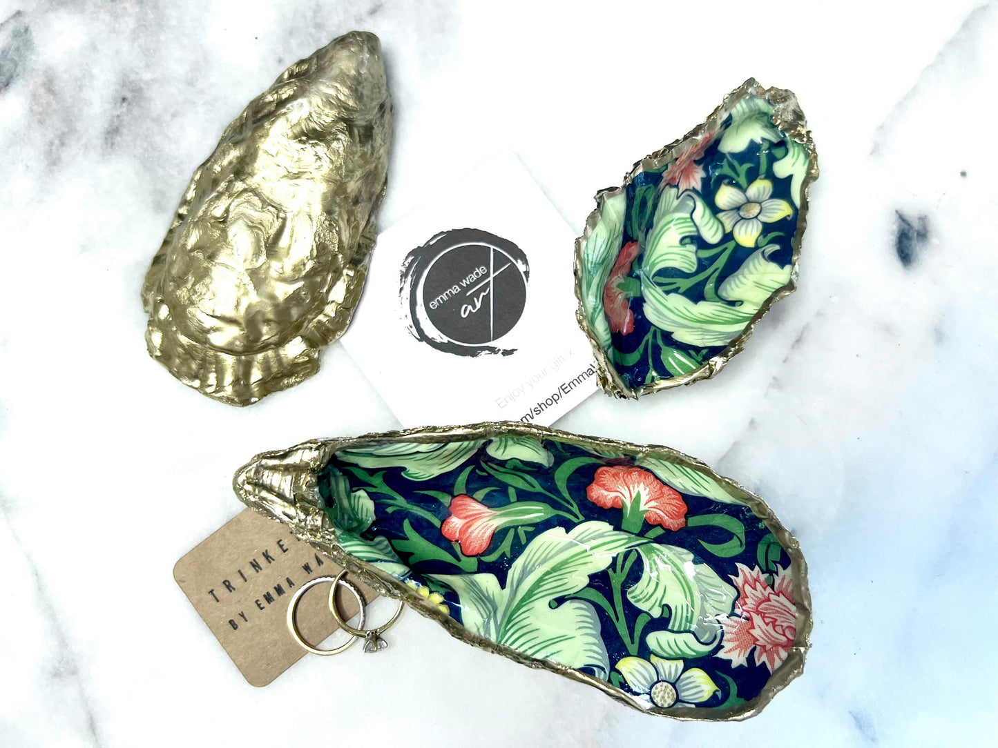 gifts for her, gardeners gift, trinket dish, serving dishes, shell ornament, decoupaged oyster, William Morris gift, coastal decor, coastal art, nature lover gift, shell decorations, shell decor, William Morris Leicester, gift for mum, oyster dish