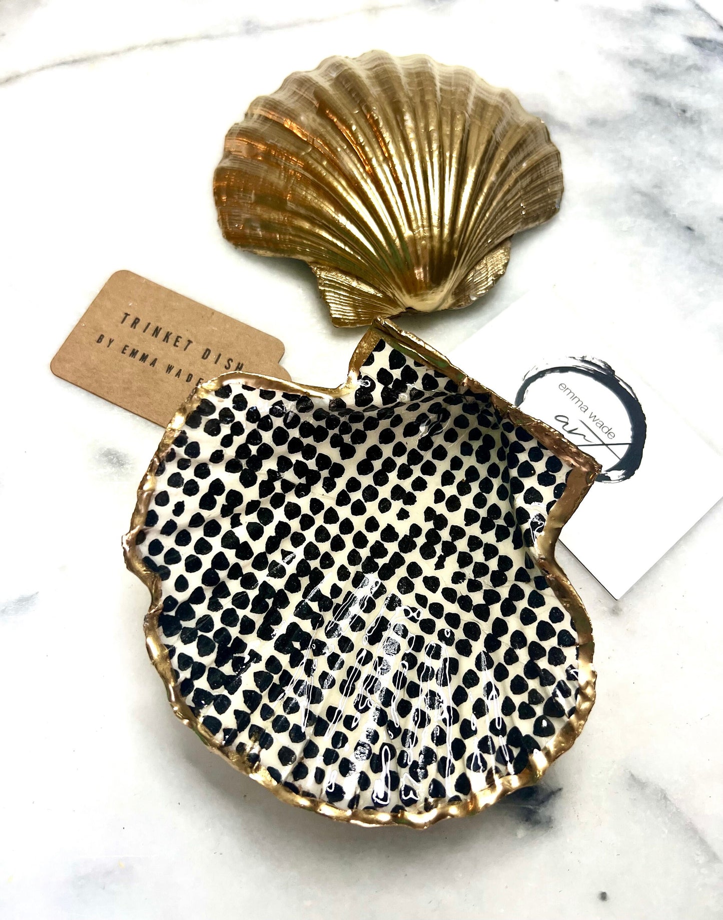 gifts for her, jewellery trinket dish, decoupaged shell, handmade dish, shell ornament, trinket box, coastal gifts, coastal art, home decor, black and white shell ornament, scallop shell decor, decorative accessory, www.etsy.com/shop/EmmaWadeART