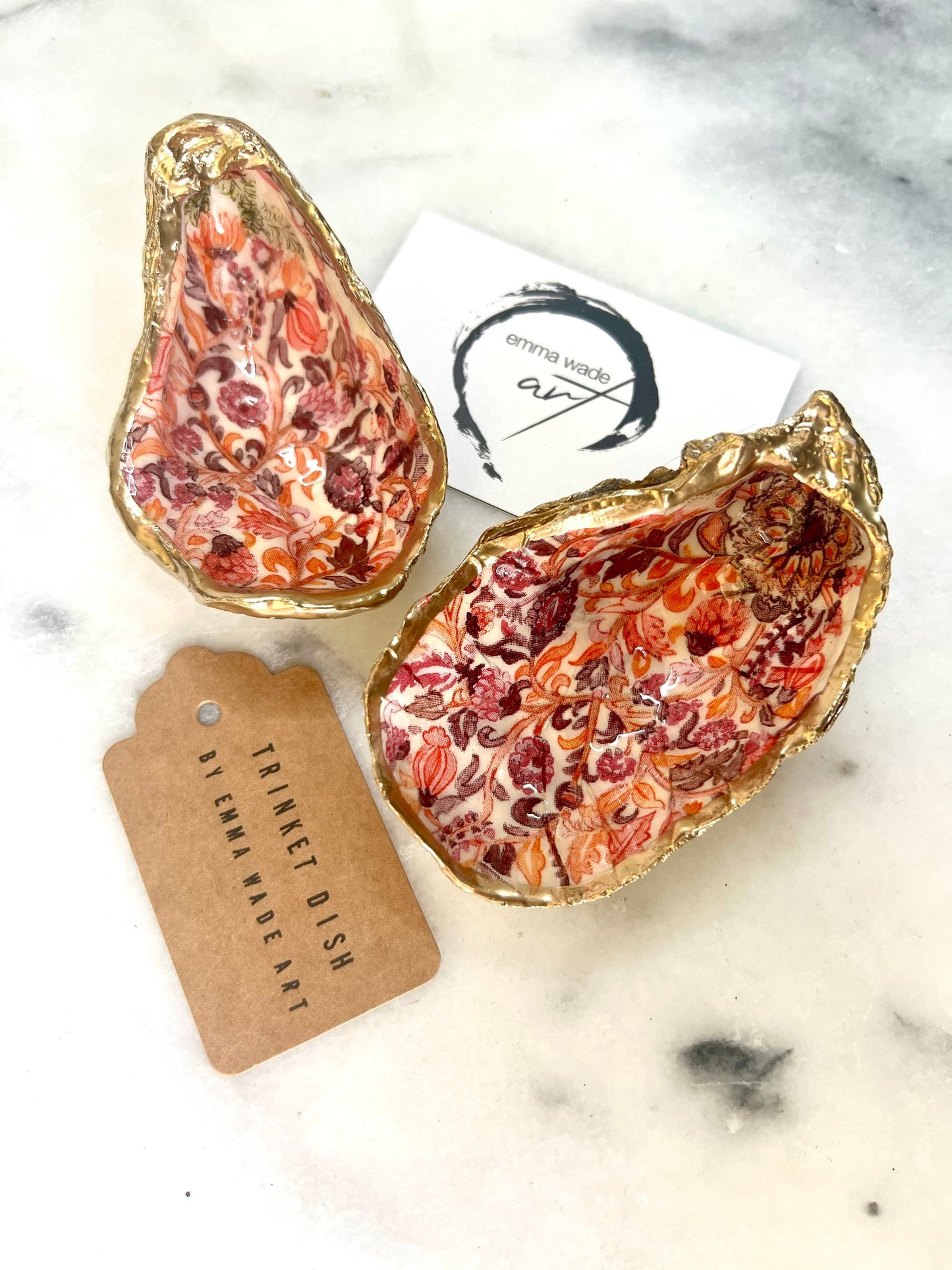 William Morris Pink Floral Oyster Trinket Dish: Shell ring dish, UK Heritage Gift, English Cottage Decor