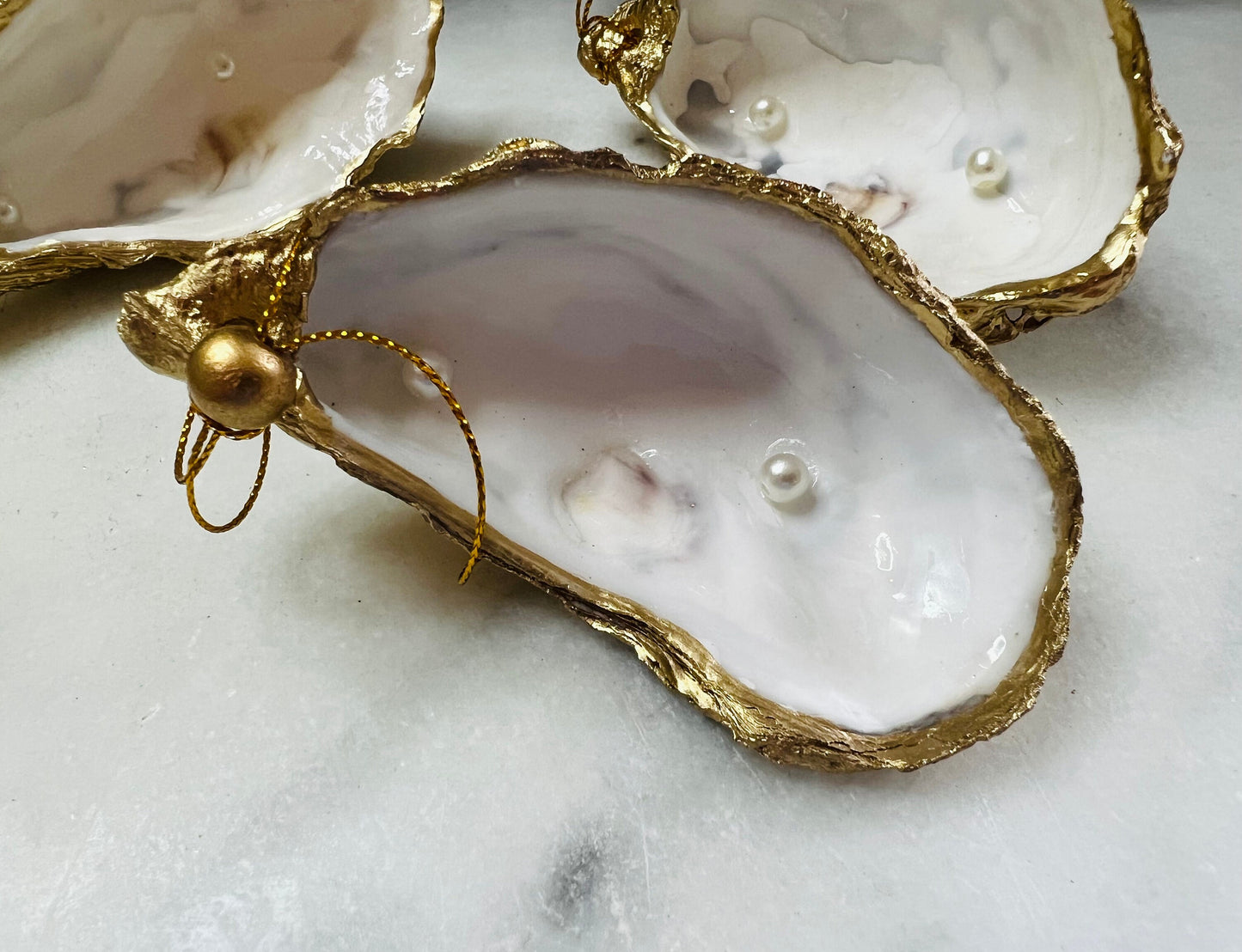 Gift for her, Gift for him, Christmas hanging ornament, Christmas Tree decoration, Festive decoration, shell oyster decoration, tree ornament, coastal decor, shell gift, oyster ornament, handmade decoration, EmmaWadeART, coastal gift,nature gift, oyster pearl ornament, hanging oyster with pearl, coastal shell decoration, gold gilded pearl oyster, pearl hanging ornament, pearl anniversary gift, wedding gift idea, gift for the happy couple, coastal wedding decoration