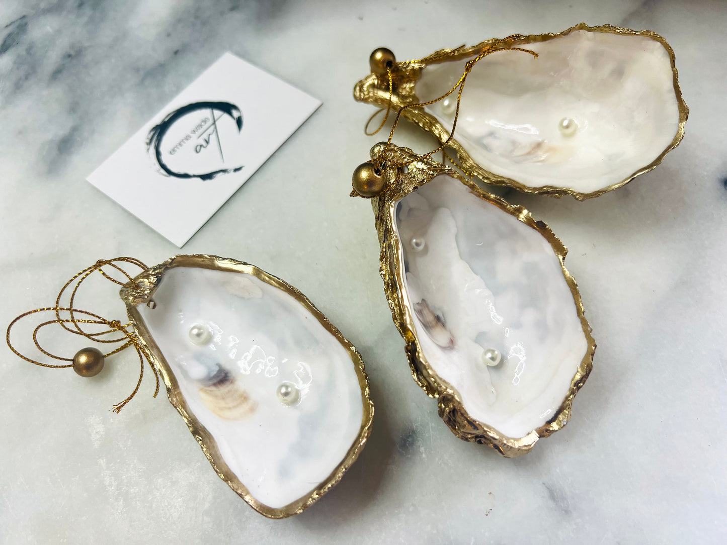 Gift for her, Gift for him, Christmas hanging ornament, Christmas Tree decoration, Festive decoration, shell oyster decoration, tree ornament, coastal decor, shell gift, oyster ornament, handmade decoration, EmmaWadeART, coastal gift,nature gift, oyster pearl ornament, hanging oyster with pearl, coastal shell decoration, gold gilded pearl oyster, pearl hanging ornament, pearl anniversary gift, wedding gift idea, gift for the happy couple, coastal wedding decoration