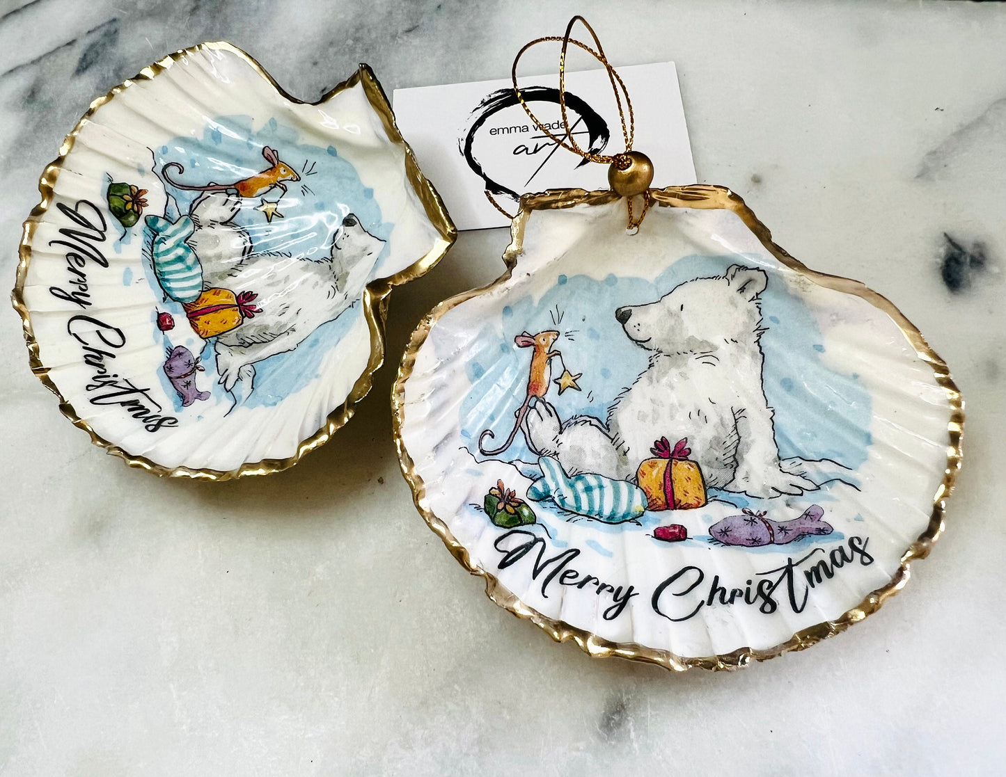 Scallop Shell Christmas Bear Hanging Ornament: Gilded with gold leaf, Festive Decor, Traditional Bauble