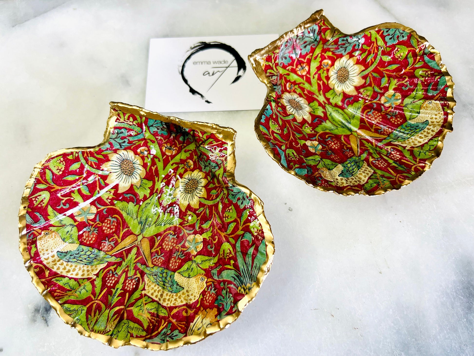 Gifts for her, Gift for him, coastal gift ideas, decoupaged scallop shell, Ring holder, Shell Jewellery box, Trinket and jewellery dish, Anniversary gift, Wedding gift, anniversary gift, Coastal decor, William Morris gift, William Morris ornament, Scallop Ring Tray, Strawberry thief Red Black, Coastal Gift, Christmas Gift, Ring Bearers Dish, Proposal Ring Tray, Gift for Mum, William Morris decor, Bird Dish, Handmade William Morris Gift, Emma Wade ART, Gold Gilded Dish, UK scallop dish