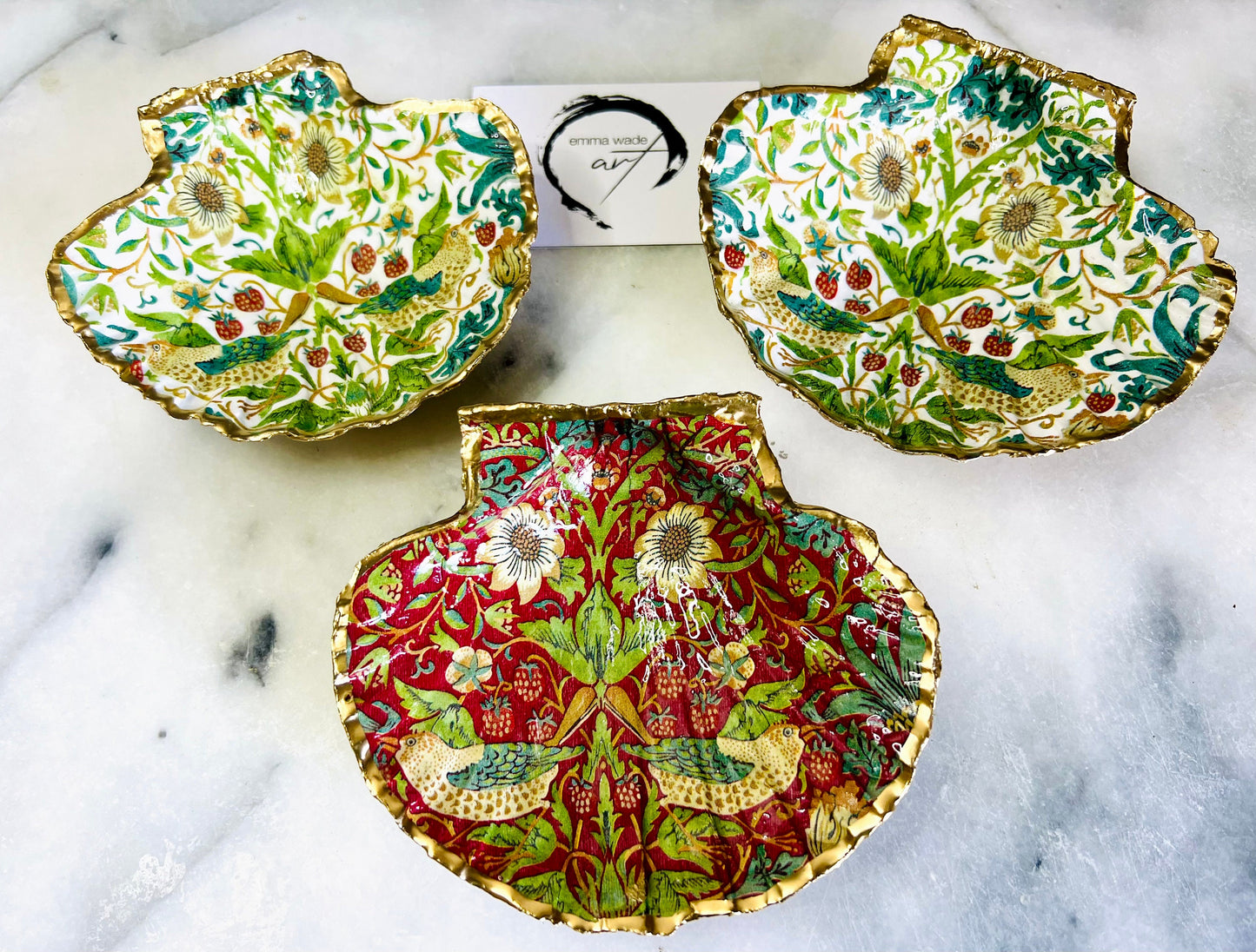 Gifts for her, Gift for him, coastal gift ideas, decoupaged scallop shell, Ring holder, Shell Jewellery box, Trinket and jewellery dish, Anniversary gift, Wedding gift, anniversary gift, Coastal decor, William Morris gift, William Morris ornament, Scallop Ring Tray, Strawberry thief Red Black, Coastal Gift, Christmas Gift, Ring Bearers Dish, Proposal Ring Tray, Gift for Mum, William Morris decor, Bird Dish, Handmade William Morris Gift, Emma Wade ART, Gold Gilded Dish, UK scallop dish