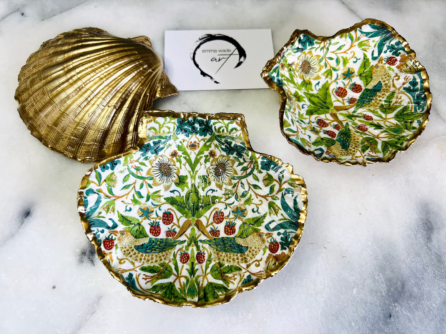 Gifts for her, Gift for him, coastal gift ideas, decoupaged oyster shell, Ring holder, strawberry thief, Trinket and jewellery dish, Anniversary gift , Wedding gift, anniversary gift, Coastal decor, William Morris gift, William Morris ornament