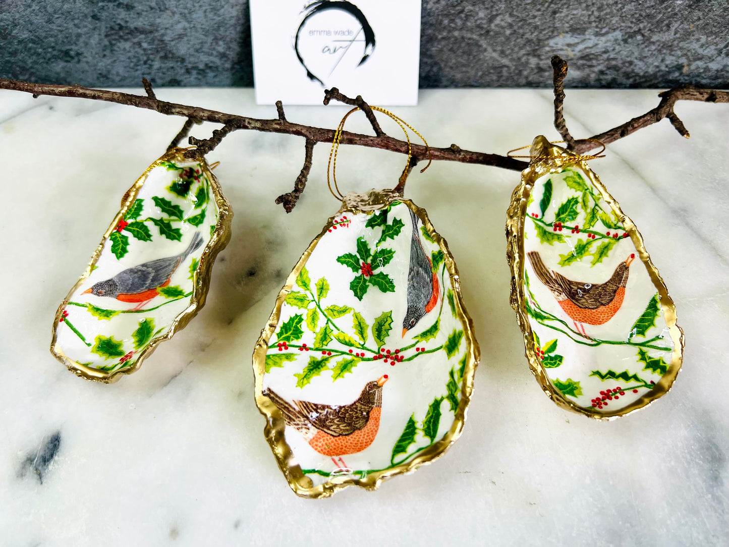Winter Bird Oyster Shell Ornament, Robin Christmas Decoration, Gold Leaf Oyster Shell Trinket Dish, Coastal Christmas Decor