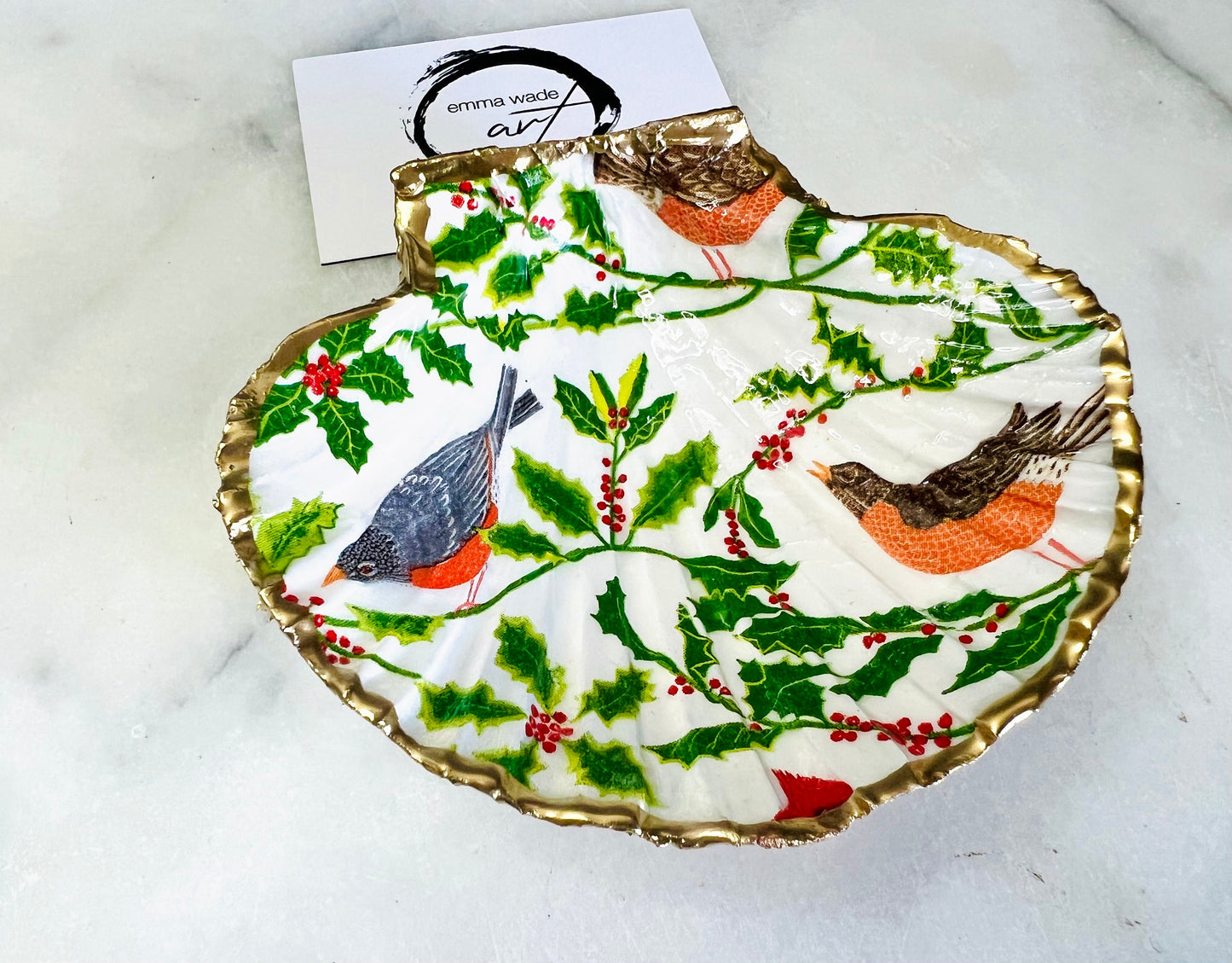 Winter Robin Scallop Trinket Dish | Shell Ring Tray | Bird Lover Gift | Gold Leaf Coastal Christmas Gift