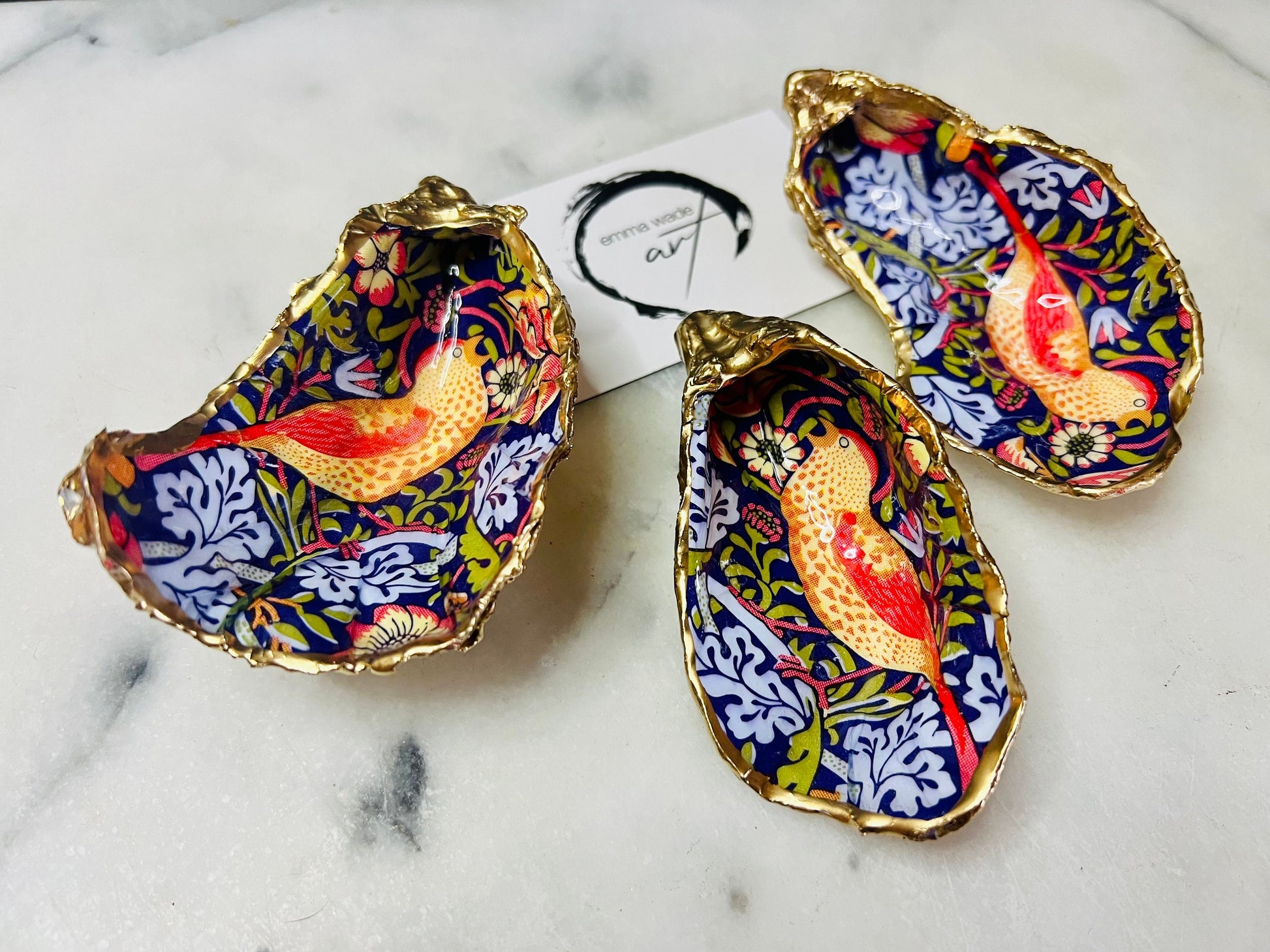 gift for her, decorated dish, jewelry trinket dish, oyster serving dish, oyster handmade dish, shell oyster ornament, oyster trinket box, strawberry thief gift, coastal gifts, coastal art, home ocean decor, shell decorations, shell decor, William morris strawberry thief, gifts for women, oyster ring box, oyster ring tray, William Morris decor, oyster jewelry dish, gold gilded dish, oyster serving dish, shell bathroom decor, bird lover gift, strawberry   gift, nature lovers gift, EmmaWadeART