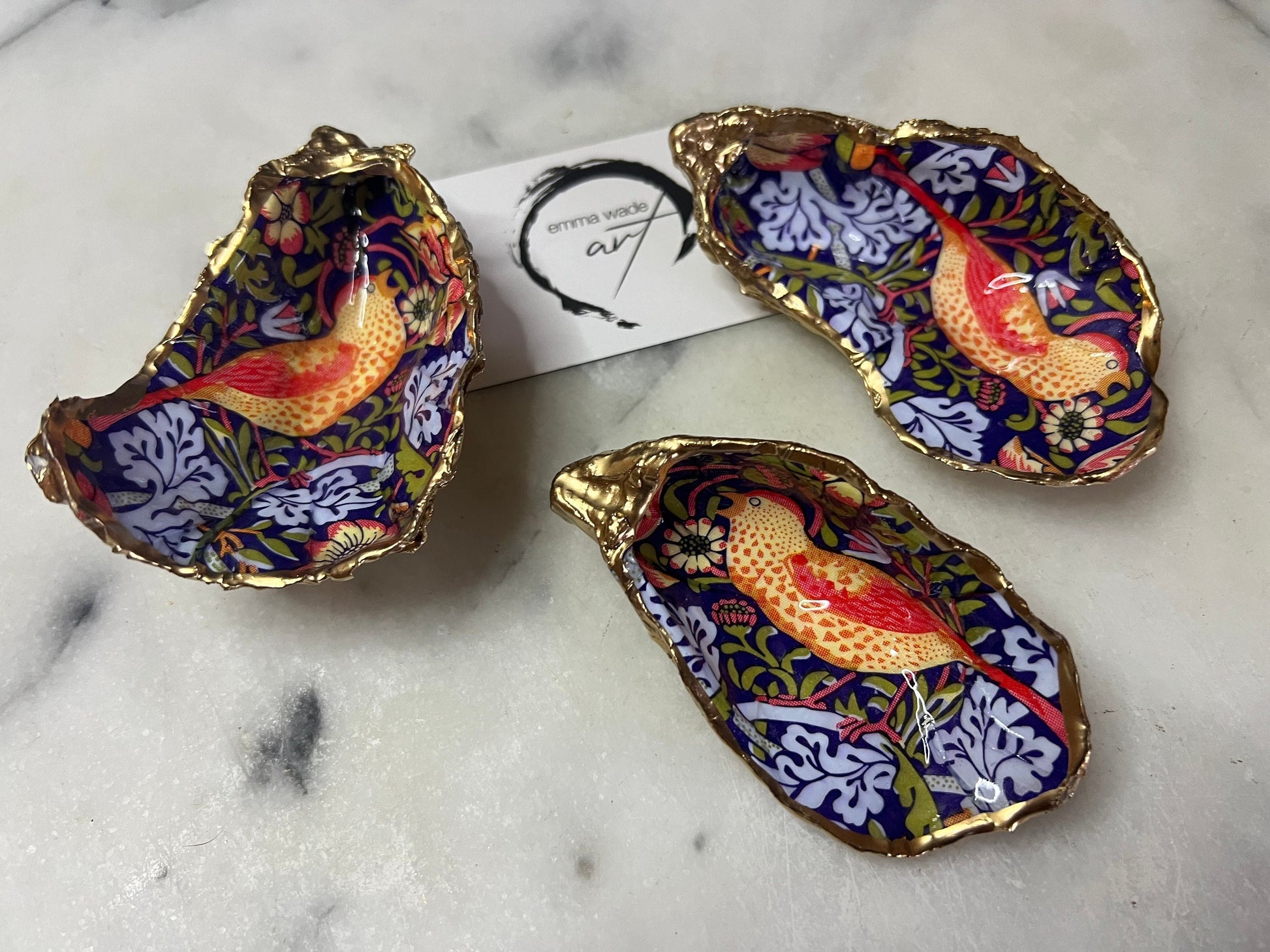 gift for her, decorated dish, jewelry trinket dish, oyster serving dish, oyster handmade dish, shell oyster ornament, oyster trinket box, strawberry thief gift, coastal gifts, coastal art, home ocean decor, shell decorations, shell decor, William morris strawberry thief, gifts for women, oyster ring box, oyster ring tray, William Morris decor, oyster jewelry dish, gold gilded dish, oyster serving dish, shell bathroom decor, bird lover gift, strawberry   gift, nature lovers gift, EmmaWadeART