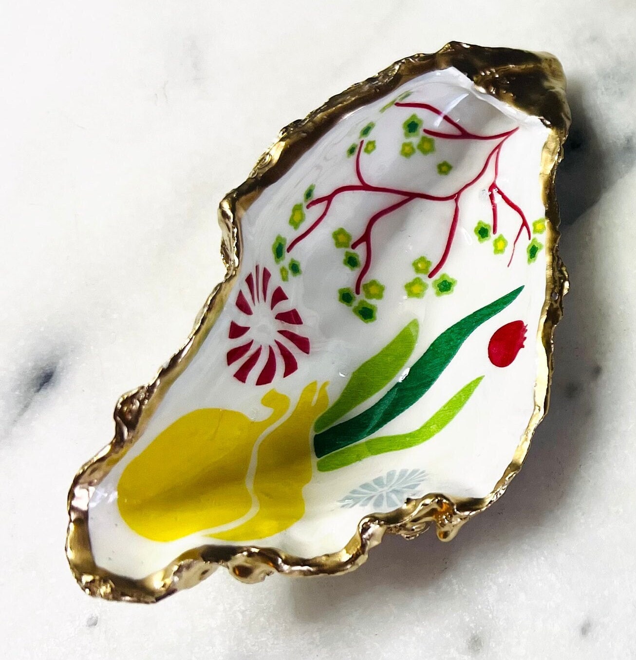 Garden Fruit Oyster Shell Trinket Dish | Gold Leaf Jewellery Ring Holder | Handmade Coastal Oyster Shell Décor | Unique Dorset Gift