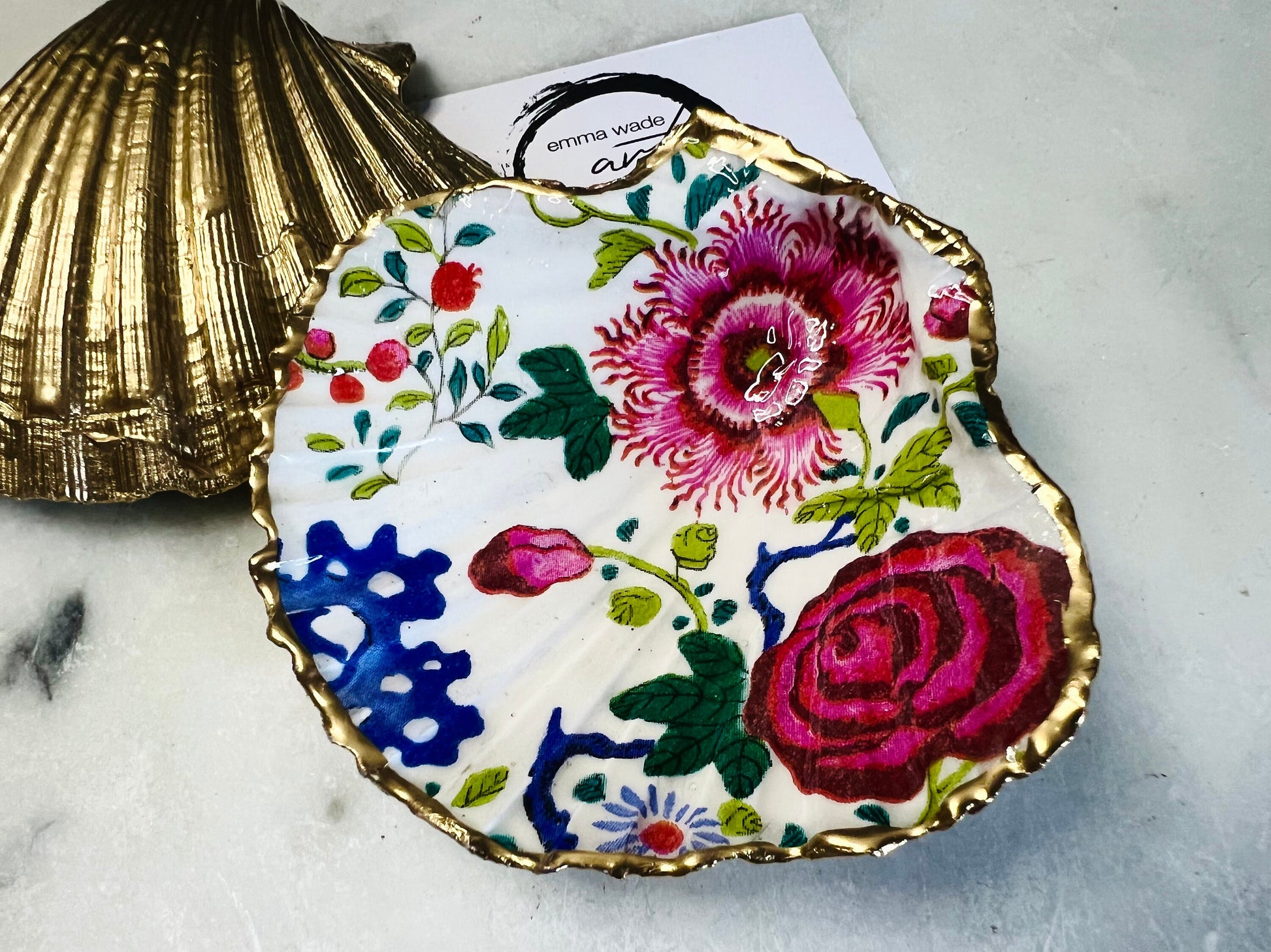 Gifts for her, Gift for him, Spring gift, decoupaged scallop shell, Ring holder, Shell scallop Jewellery box, Flower Ornament, Anniversary gift , Wedding gift ideas, Mothers Day gift, Uk Coastal shell decor, https://emmawadeart.etsy.com/
