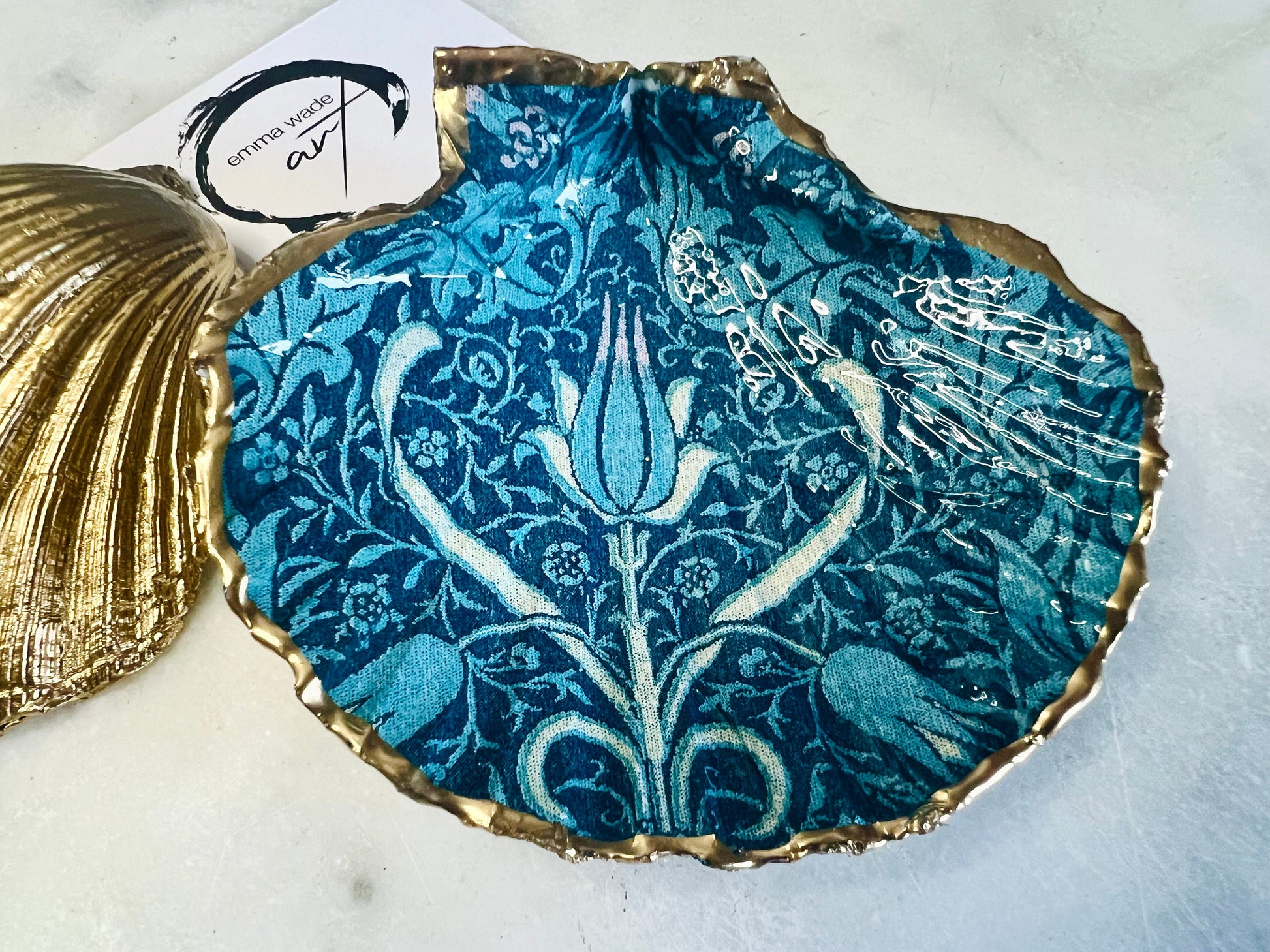 Gifts for her, Tulip gift, Shell decor, decoupaged scallop, William Morris blue tulip, Trinket dish, jewellery dish, Anniversary gift, bridesmaid gift, gift for mum, anniversary gift, Coastal decor, EmmaWadeART, flower gift, nature lover gift