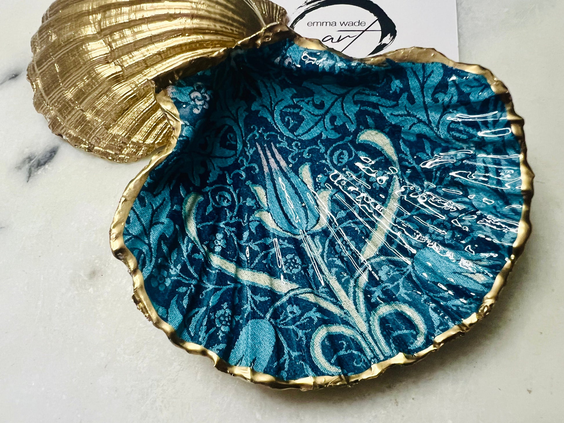 Gifts for her, Tulip gift, Shell decor, decoupaged scallop, William Morris blue tulip, Trinket dish, jewellery dish, Anniversary gift, bridesmaid gift, gift for mum, anniversary gift, Coastal decor, EmmaWadeART, flower gift, nature lover gift