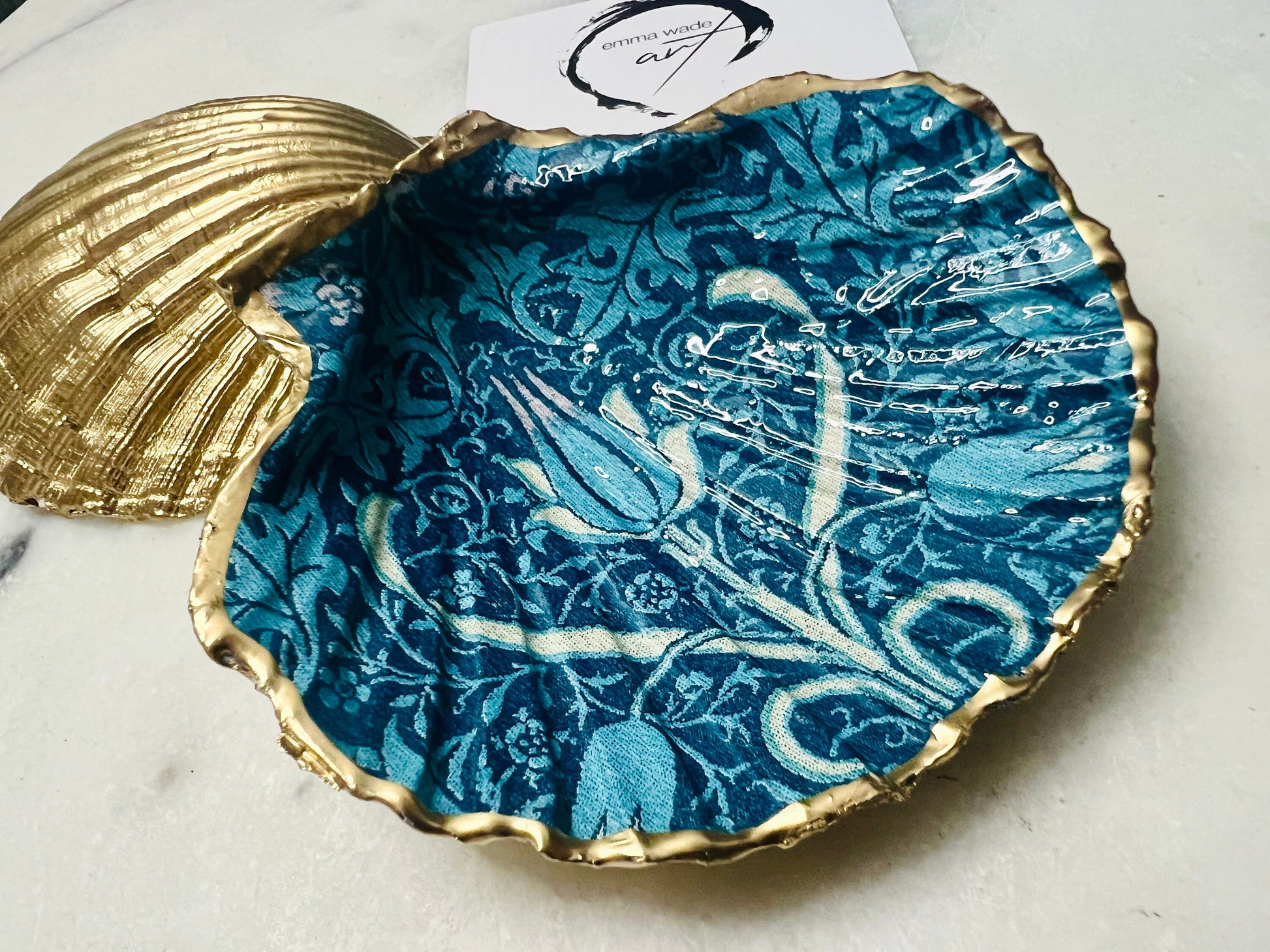 Gifts for her, Tulip gift, Shell decor, decoupaged scallop, William Morris blue tulip, Trinket dish, jewellery dish, Anniversary gift, bridesmaid gift, gift for mum, anniversary gift, Coastal decor, EmmaWadeART, flower gift, nature lover gift