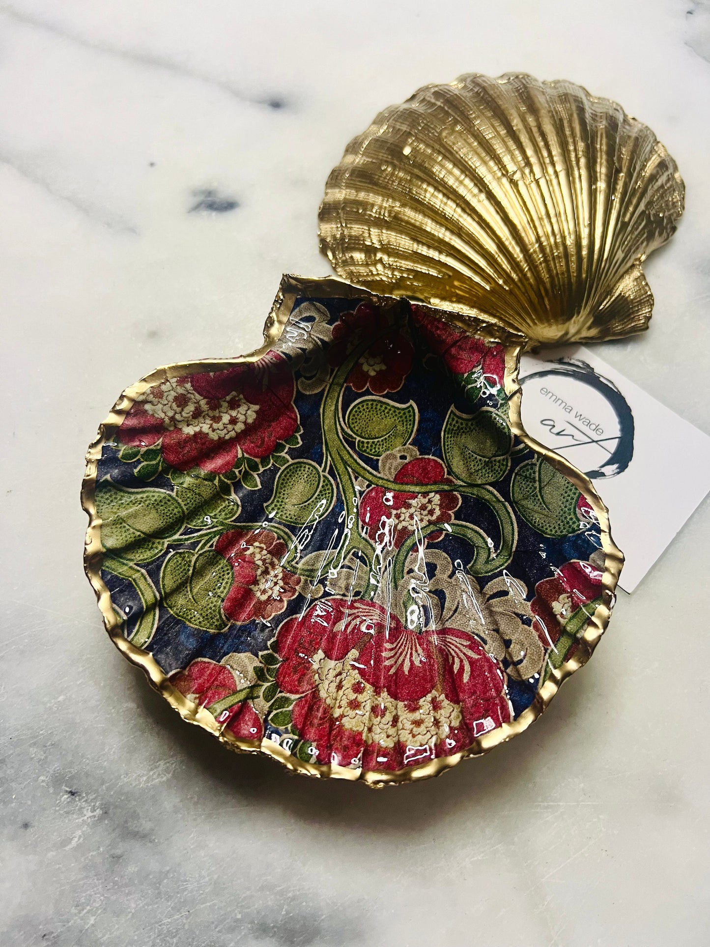 Gifts for her, Coastal gift, Spring gift, decoupaged Scallop shell, Ring holder, Shell scallop box, Retro Flower Ornament, Anniversary gift, Retro gift, retro decor, shell decor, Mothers Day gift, Coastal shell decor, https://emmawadeart.etsy.com/