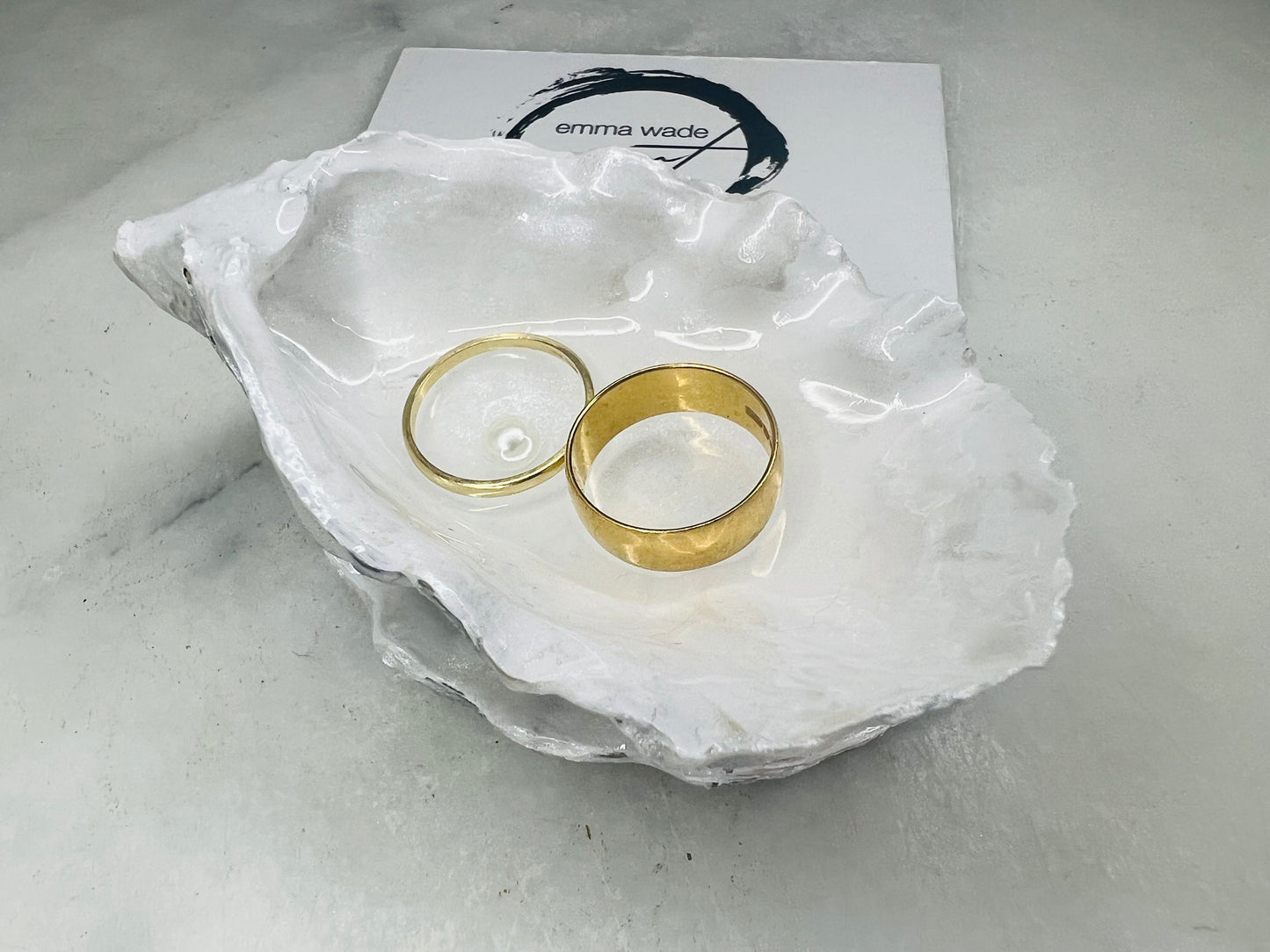 Shell Decor, ocean decor, proposal ring box, ring box, pearl box, gift for her, keepsake box, wedding gift, ring bearer box, Engagement ring box, oyster jewellery box, oyster ring box, pearl anniversary gift, Shell Jewellerybox, EmmaWadeART, oyster ring bear box, oyster ring tray, shell jewelry box, pearl ring box, real pearl ring box, wedding ring tray, wedding ring box, engagemt ring box, oyster proposal ring box, ocean wedding, gold gilded shell box, oyster trinket box, oyster trinket tray