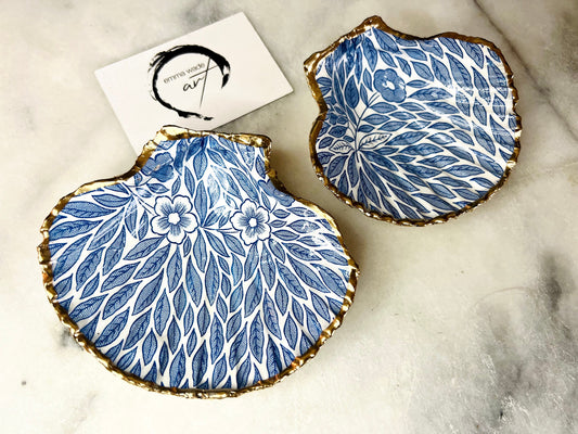 Hand Gilded Scallop Shell Trinket Dish | Blue Floral Jewellery Dish | Gold Leaf Coastal Decor | Nordic Style Ring Tray