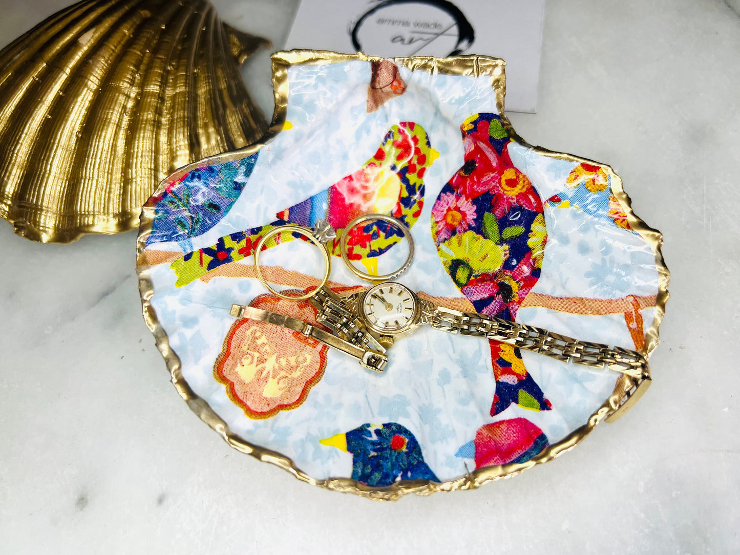 gift for her, decorated dish, jewellery shell dish, trinket shell dish, serving dish, coastal decor, shell decorations, decorative accessories, decoupaged scallop shell, coastal gift, jewelled bird gift, EmmaWadeART, bird lover gift, scallop dish