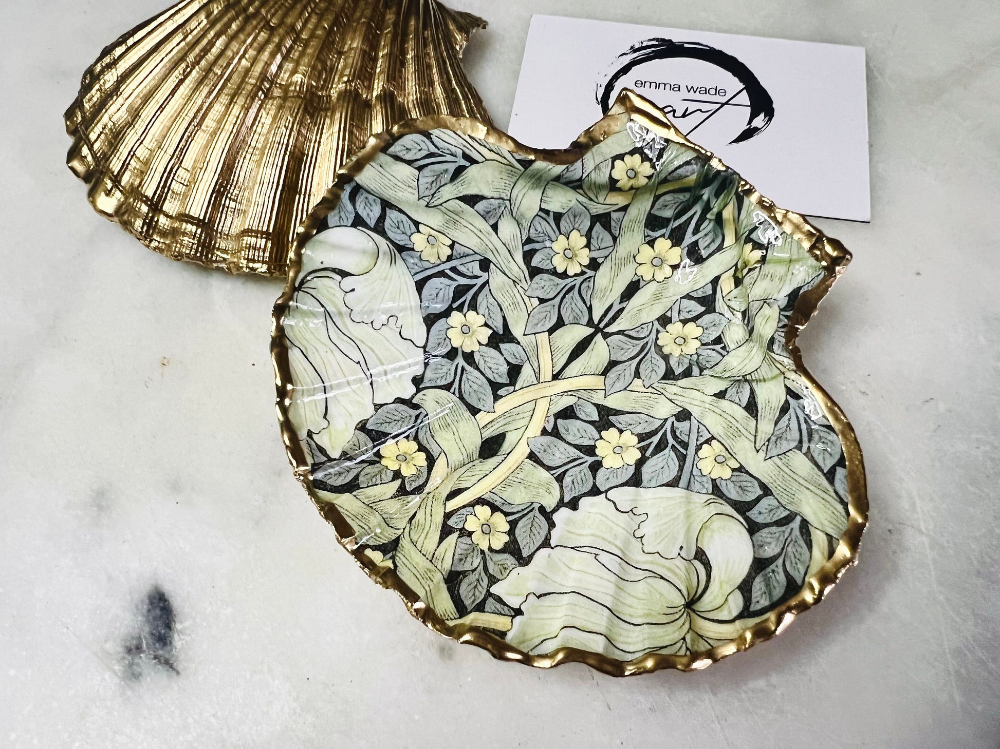 gift for her, decorated dish, jewelry trinket dish, decoupage scallop shell, handmade shell dish, shell ornament, coastal ornament, coastal gifts, coastal art, home decor, shell decorations, coastal decor, pimpernel scallop dish, gift for him, William Morris shell dish, shell trinket tray, scallop trinket tray, shell art, handmade trinket dish, gold gilded dish, proposal dish, ring bearer dish, ring tray, ocean plate, shell tray, William Morris shell dish, scallop jewelry dish