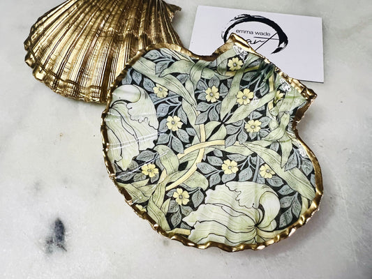 gift for her, decorated dish, jewelry trinket dish, decoupage scallop shell, handmade shell dish, shell ornament, coastal ornament, coastal gifts, coastal art, home decor, shell decorations, coastal decor, pimpernel scallop dish, gift for him, William Morris shell dish, shell trinket tray, scallop trinket tray, shell art, handmade trinket dish, gold gilded dish, proposal dish, ring bearer dish, ring tray, ocean plate, shell tray, William Morris shell dish, scallop jewelry dish