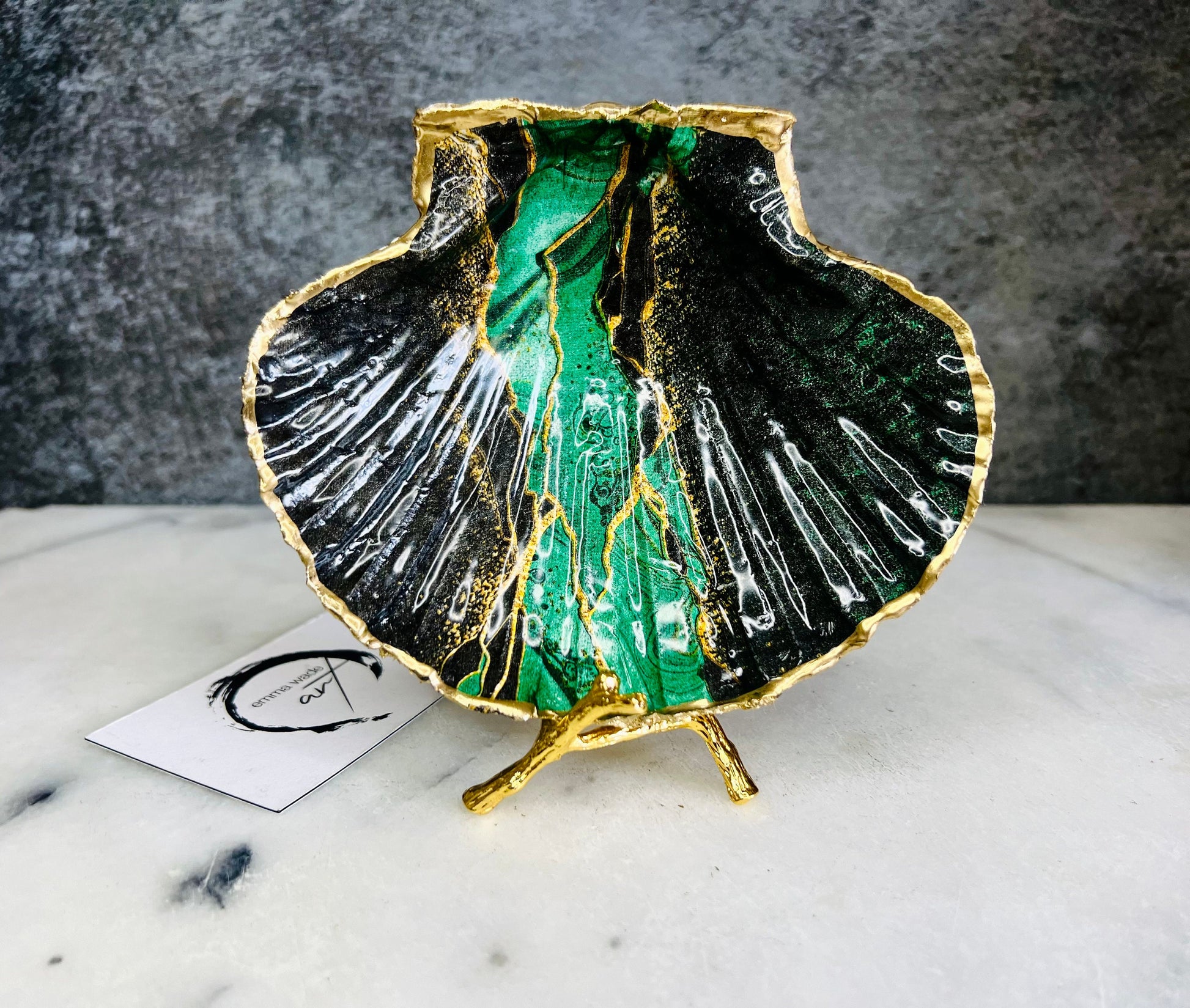Green Black agate dish, gift for her, gift for him, scallop decoupage dish, scallop trinket dish, decoupage ornament, coastal gift, coastal decor, EmmaWadeART, nature lover gift, pink dish, scallop jewellery dish, shell decor, shell gift, ocean gift