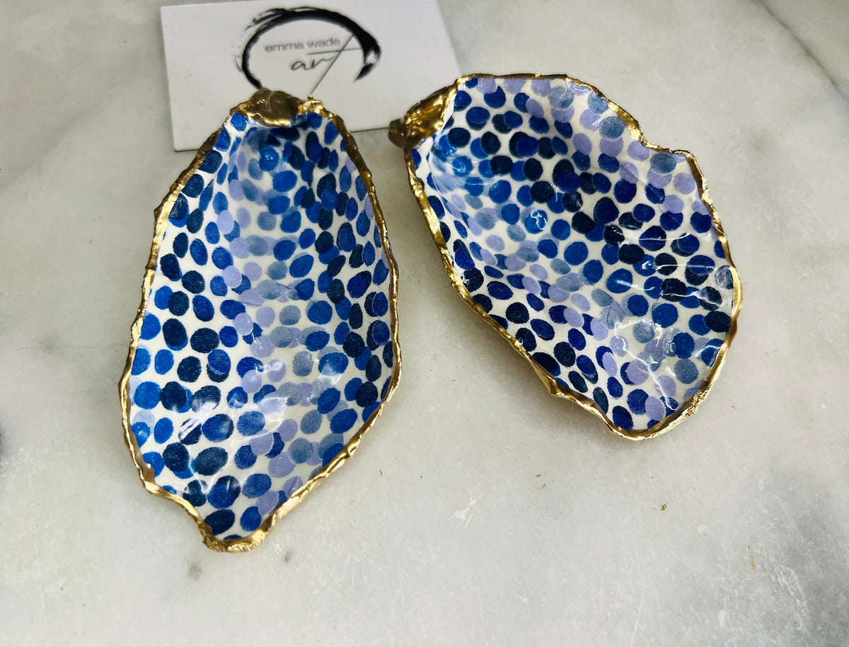 Gifts for her, Gift for him, shell spice pots, Fish Oyster salt and pepper set, Ring holder, Shell pinch pots, kitchen decor, Anniversary gift, Wedding gift ideas, Uk Coastal shell decor, kitchen decor, emmwadeART, oyster shell dishes, spotted dish