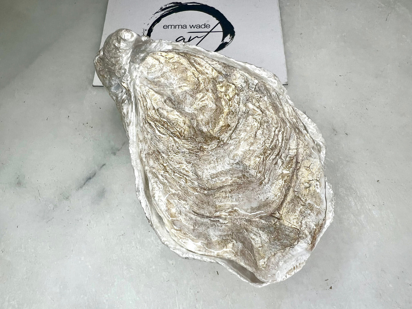 Shell Decor, ocean decor, proposal ring box, ring box, pearl box, gift for her, keepsake box, wedding gift, ring bearer box, Engagement ring box, oyster jewellery box, oyster ring box, pearl anniversary gift, Shell Jewellerybox, EmmaWadeART, oyster ring bear box, oyster ring tray, shell jewelry box, pearl ring box, real pearl ring box, wedding ring tray, wedding ring box, engagemt ring box, oyster proposal ring box, ocean wedding, gold gilded shell box, oyster trinket box, oyster trinket tray