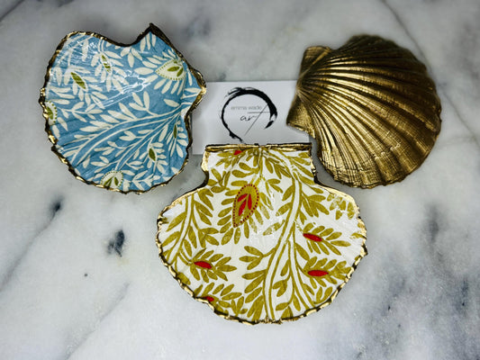 Gift for her, Gift for him, nature lover gift, gardeners gift, Samsura dish, Trinket dish, jewellery dish, Anniversary gift, Wedding gift ideas, Uk Coastal shell decor, Coastal gift, Christmas gift idea, nature gift, EmmaWadeART, decoupage shell