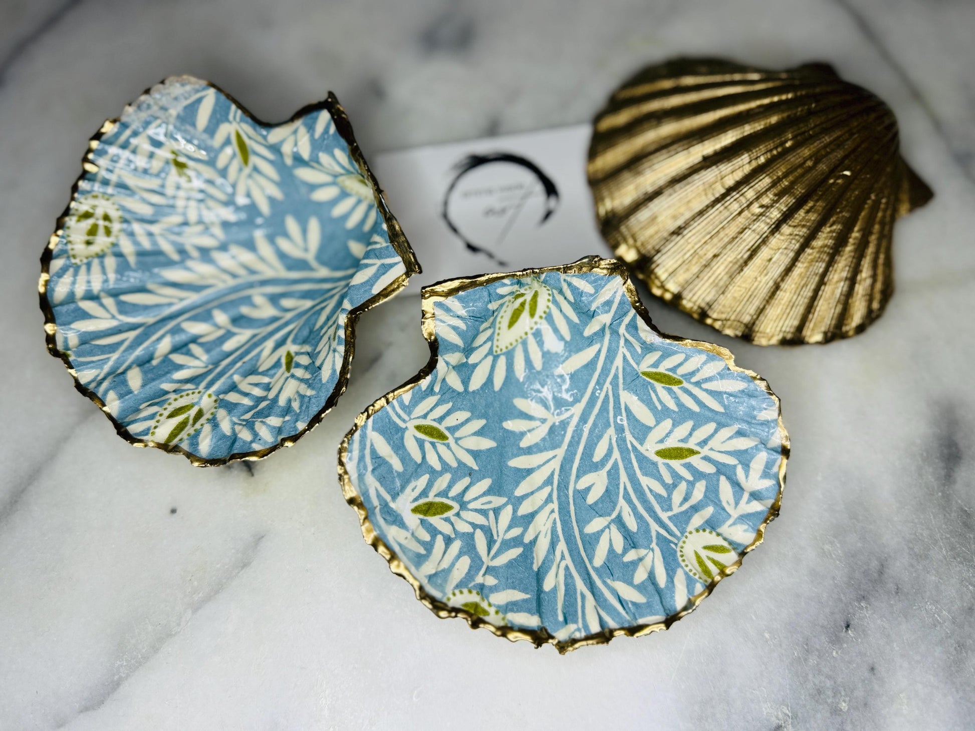 Gift for her, Gift for him, nature lover gift, gardeners gift, Samsura blue dish, Trinket dish, jewellery dish, Anniversary gift, Wedding gift ideas, Uk Coastal shell decor, Coastal gift, Christmas gift idea, nature gift, EmmaWadeART, decoupage shell