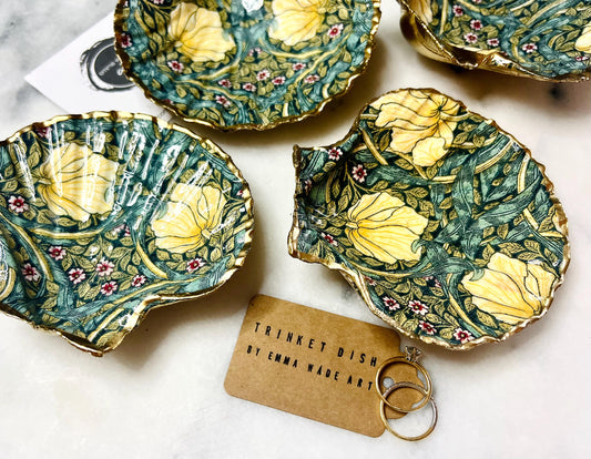 Gift for her, Gift for him, decoupaged scallop shell, Ring dish, Shell scallop Jewellery box, Trinket Dish, scallop jewelry dish, william morris shell gift, Wedding gift ideas, Coastal decor, Coastal gift, EmmaWadeArt, Pimpernel gift, gift for her, gardeners gift, trinket shell dish, serving dishes, shell ornament, William Morris gift, coastal decor, coastal art, nature lover gift, William Morris Willow jewelry trinket dish, handmade shell dish, clcoastal art, home decor, shell decoration