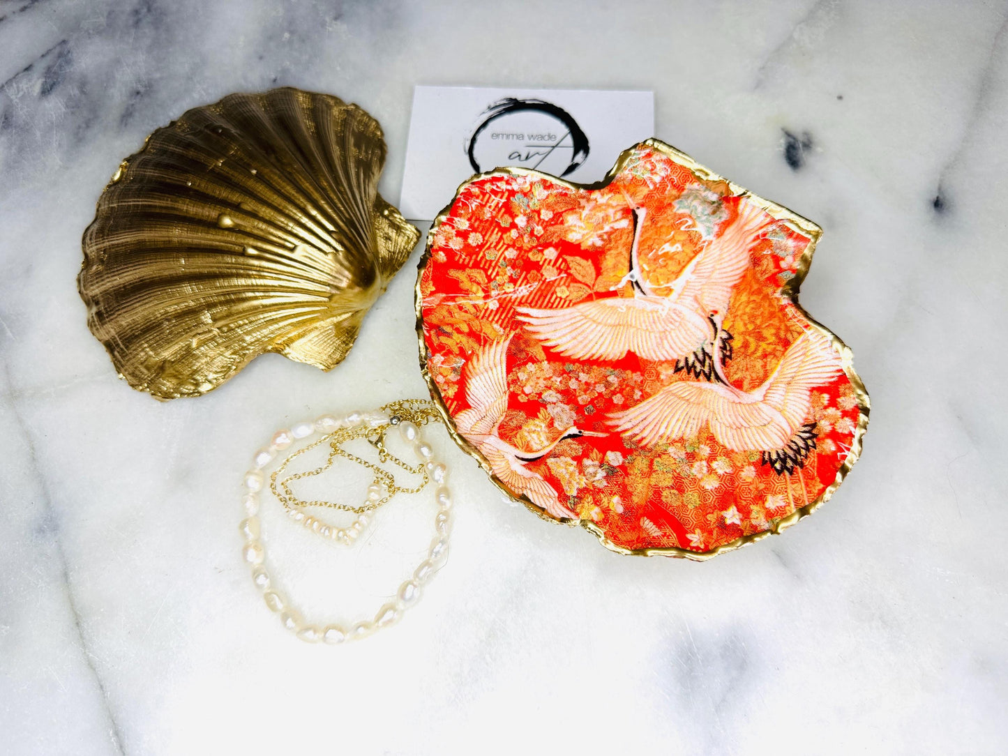 Orange Flamingo shell dish, Japanese kimono Trinket dishes gold finish, gold leaf trinket tray, shell scallop dish, bird design shell trinket tray, decorative scallop shells, orange shell key bowl, gold leaf ring dish, Bird ring dish, golden trinket dish, bride oyster dish, shell jewellery bowl, decoupaged earrings dish, shell art trinket, art dish, Gold shell trinket, painted shell with gold, shell jewellery dish, coastal ring holder, Proposal Ring Tray, Painted Key Bowl, coastal host gift