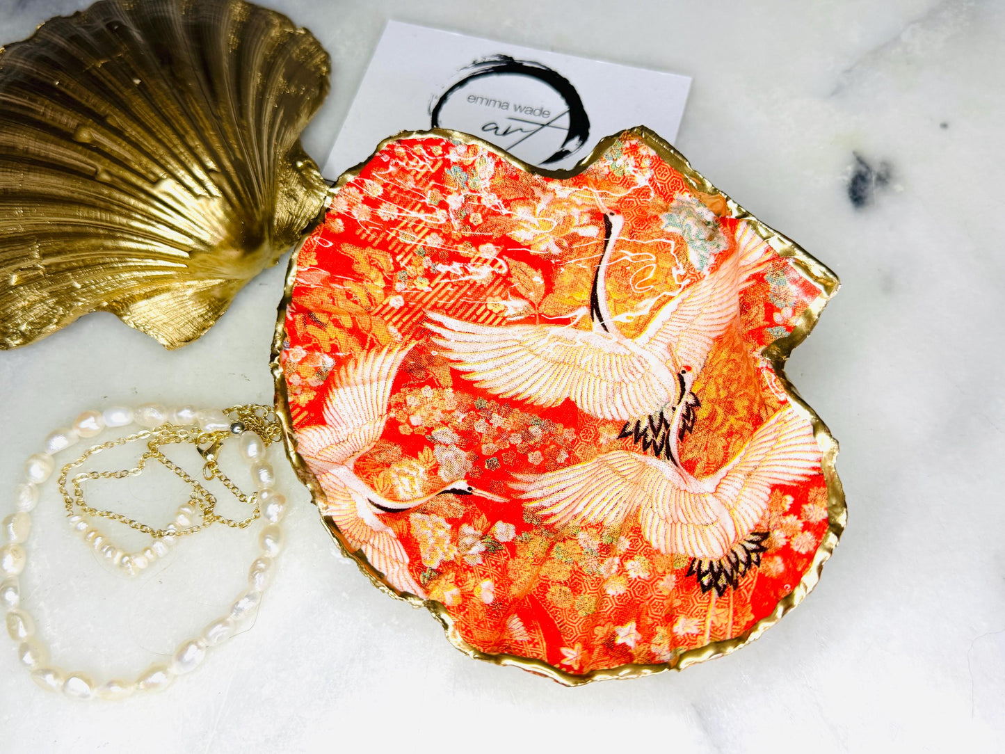 Orange Flamingo shell dish, Japanese kimono Trinket dishes gold finish, gold leaf trinket tray, shell scallop dish, bird design shell trinket tray, decorative scallop shells, orange shell key bowl, gold leaf ring dish, Bird ring dish, golden trinket dish, bride oyster dish, shell jewellery bowl, decoupaged earrings dish, shell art trinket, art dish, Gold shell trinket, painted shell with gold, shell jewellery dish, coastal ring holder, Proposal Ring Tray, Painted Key Bowl, coastal host gift