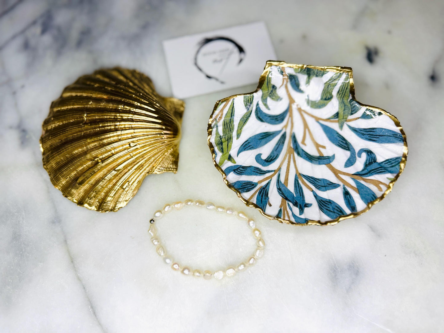 William Morris Willow Bough Scallop Shell Dish | Hand-Gilded Gold Leaf Trinket Dish | Coastal Jewellery Holder