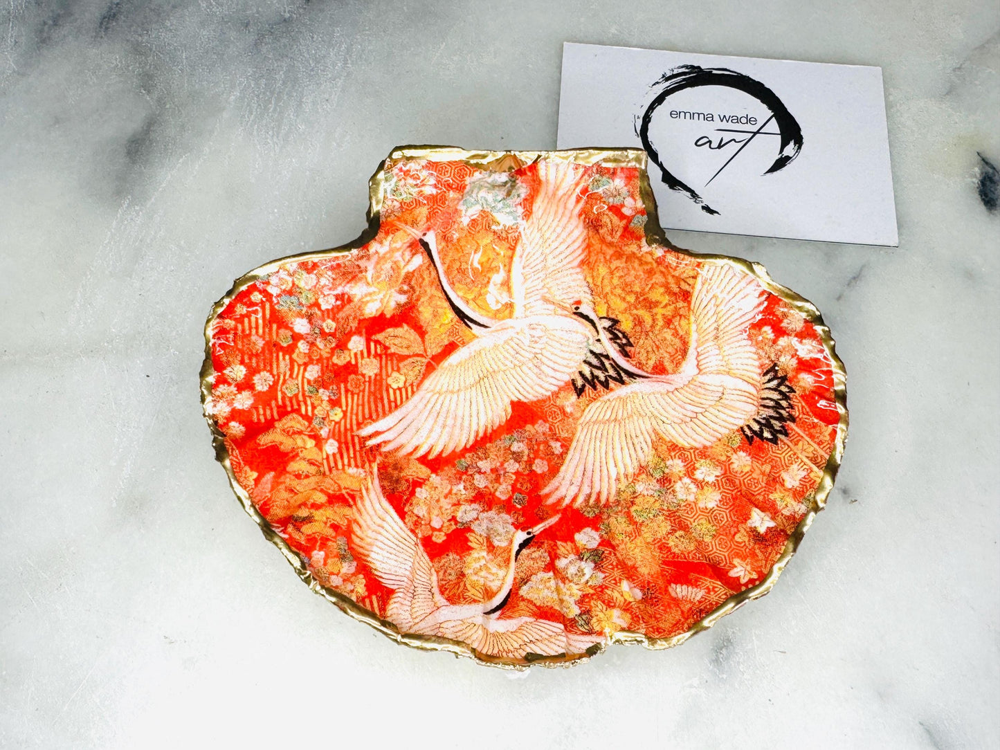 Orange Flamingo shell dish, Japanese kimono Trinket dishes gold finish, gold leaf trinket tray, shell scallop dish, bird design shell trinket tray, decorative scallop shells, orange shell key bowl, gold leaf ring dish, Bird ring dish, golden trinket dish, bride oyster dish, shell jewellery bowl, decoupaged earrings dish, shell art trinket, art dish, Gold shell trinket, painted shell with gold, shell jewellery dish, coastal ring holder, Proposal Ring Tray, Painted Key Bowl, coastal host gift