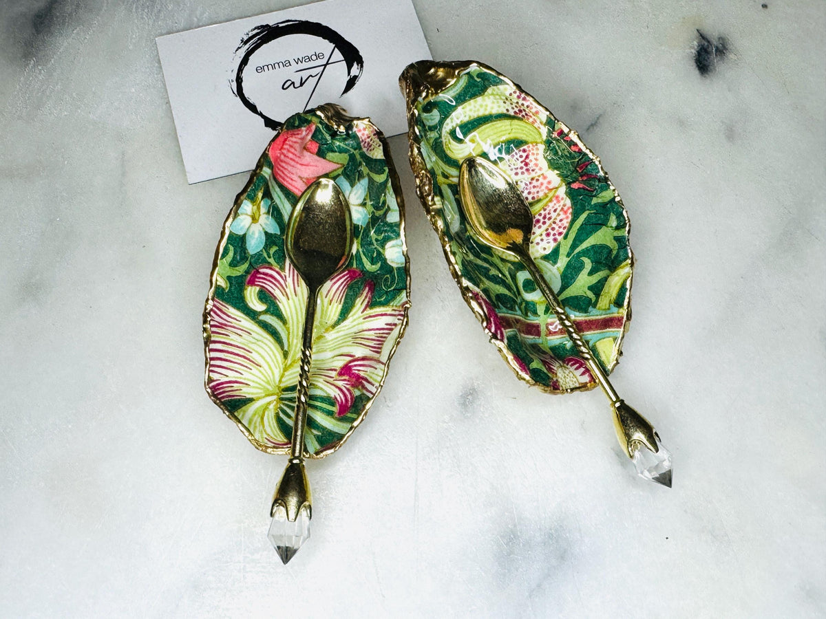 William Morris oyster shell cruet set, Green Pimpernel Dorset salt and pepper dishes, handmade oyster shell salt gift, gold leaf gilded oyster shell pinch pots, coastal oyster shell kitchen decor, oyster shell salt cellar wedding favour, unique anniversary salt gift UK, eco friendly oyster shell tableware, William Morris inspired oyster shell ornament, luxury coastal dinner party gift, handmade Dorset oyster shell art, sustainable oyster shell salt dish set