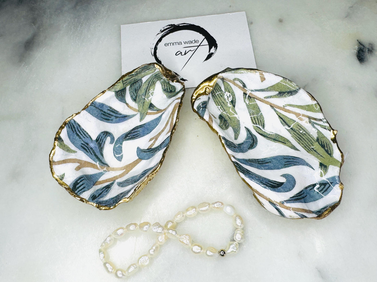 gift for her, Oyster Ring tray, William Morris Willow Bough gift, William Morris shell dishes, coastal gifts, home decor, wedding favours, Christmas gift, Golden anniversary gift, decorative accessories, EmmaWadeART, coastal decor, Christmas  gift, gold leaf oyster, oyster dishes, pearl oyster gift, kitchen decor, oyster pinch pots, gift for mum, handmade shell dishes, oyster serving dishes, William Morris Gift, oyster art, gift for him, trinket tray, oyster jewelry dish