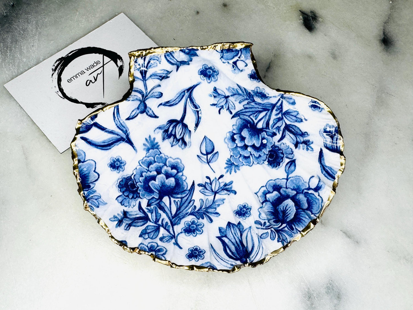 Delft Blue Floral Scallop Trinket Dish: Gold Leaf Trinket Holder, Blue White Ring Tray, Nature lover gift, Coastal Art