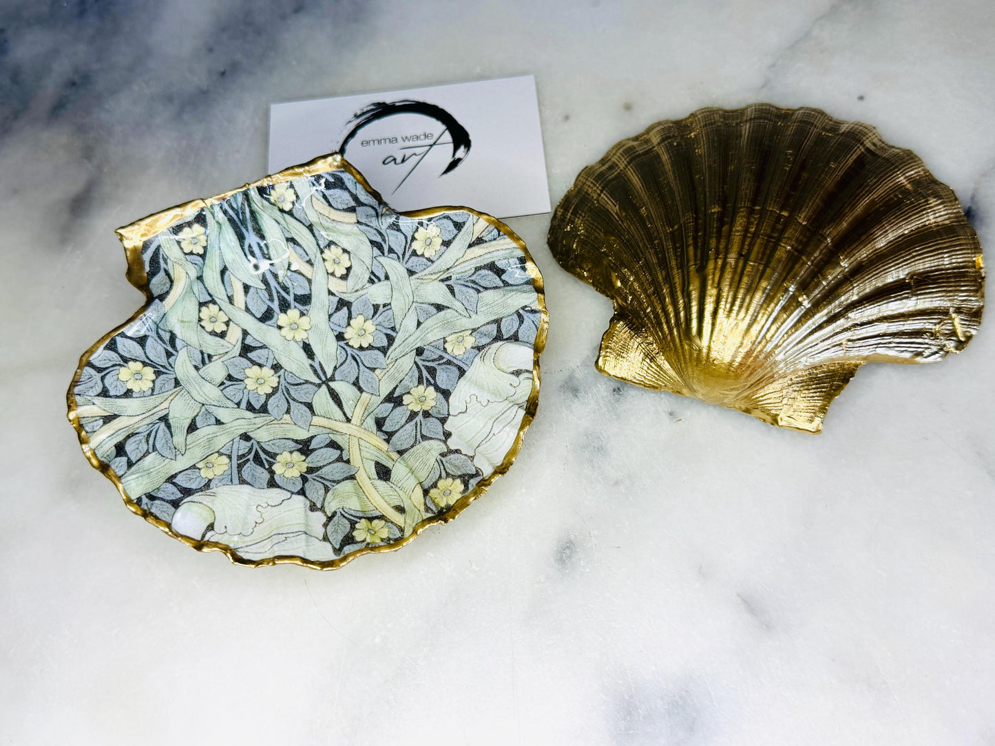 gift for her, decorated dish, jewelry trinket dish, decoupage scallop shell, handmade shell dish, shell ornament, coastal ornament, coastal gifts, coastal art, home decor, shell decorations, coastal decor, pimpernel scallop dish, gift for him, William Morris shell dish, shell trinket tray, scallop trinket tray, shell art, handmade trinket dish, gold gilded dish, proposal dish, ring bearer dish, ring tray, ocean plate, shell tray, William Morris shell dish, scallop jewelry dish