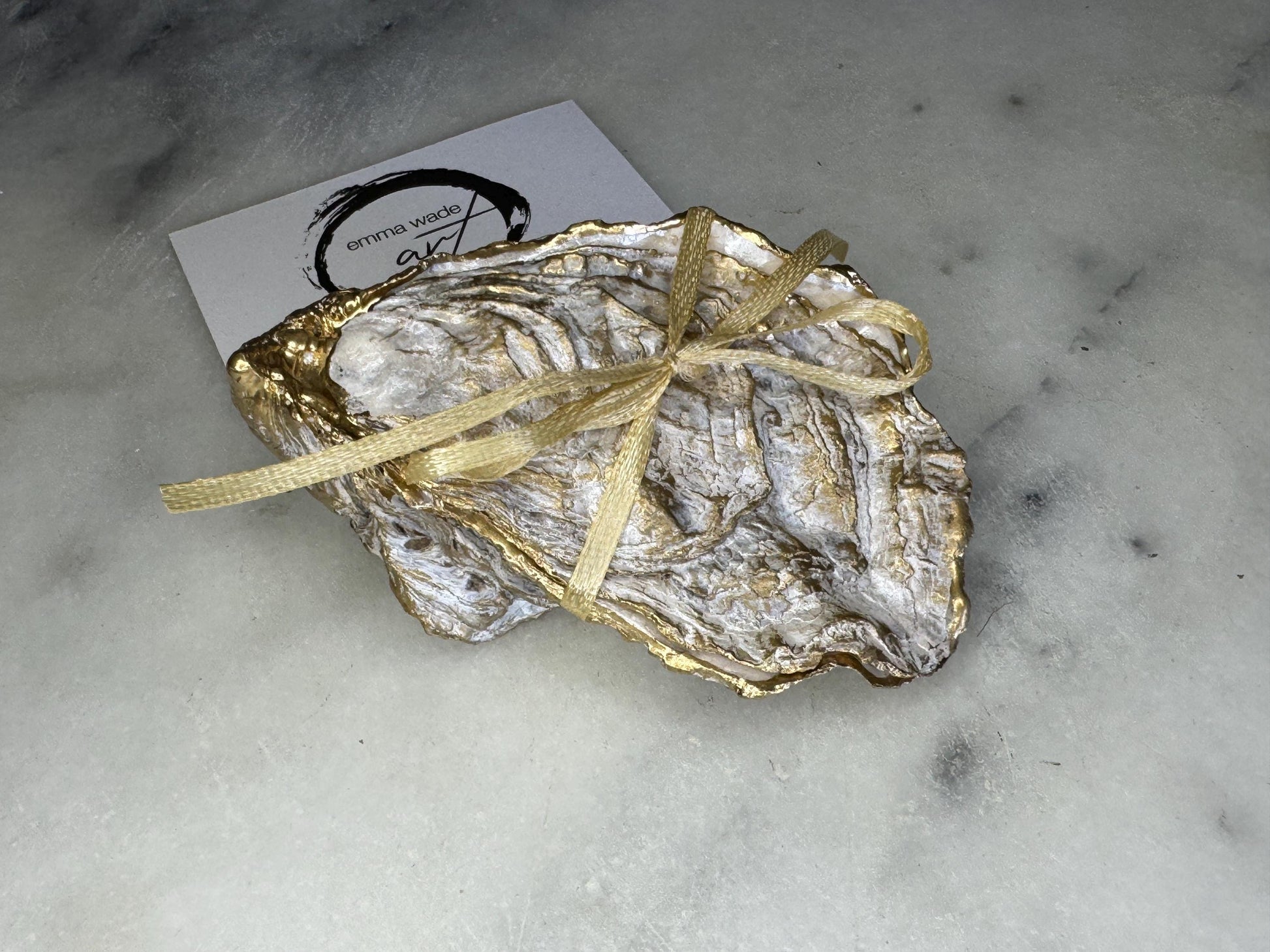 Shell Decor, ocean decor, proposal ring box, ring box, pearl box, gift for her, keepsake box, wedding gift, ring bearer box, Engagement ring box, oyster jewellery box, oyster ring box, pearl anniversary gift, Shell Jewellerybox, EmmaWadeART, oyster ring bear box, oyster ring tray, shell jewelry box, pearl ring box, real pearl ring box, wedding ring tray, wedding ring box, engagemt ring box, oyster proposal ring box, ocean wedding, gold gilded shell box, oyster trinket box, oyster trinket tray