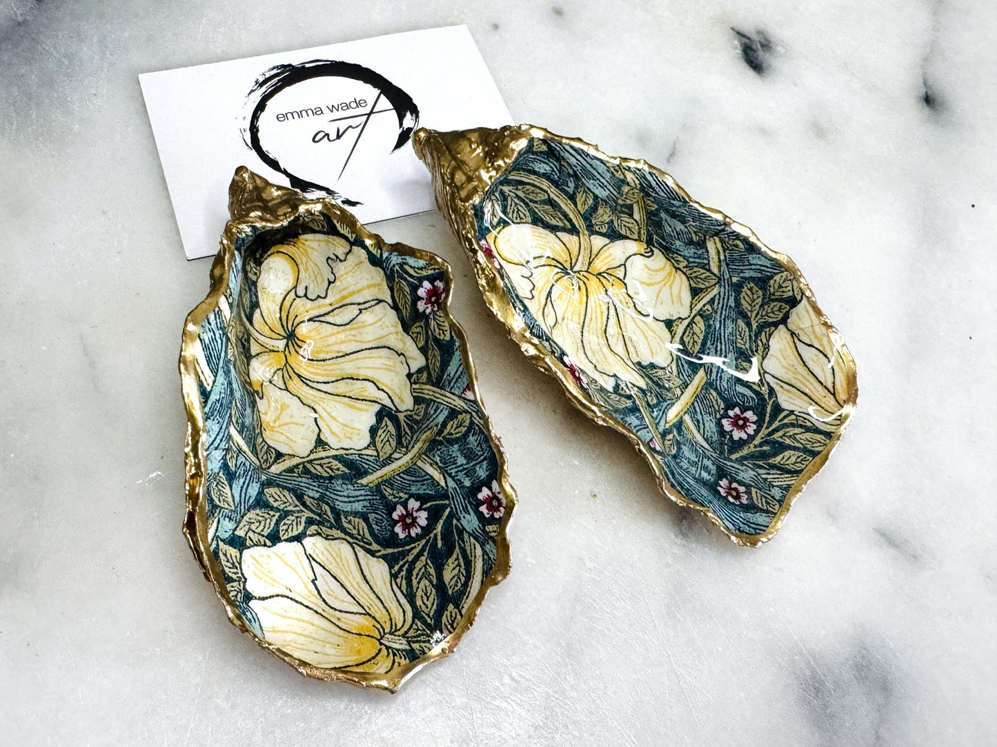 gift for her, salt cellar pinch pots, William Morris Pimpernel salt and pepper pots, William Morris spice pots, Pimpernel,  coastal gifts, home decor, wedding favours, Christmas gift, Golden anniversary gift, decorative accessories, EmmaWadeART, coastal decor, spring gift, gold leaf oyster, oyster dishes, pearl oyster gift, kitchen decor, oyster pinch pots, gift for mum, handmade shell dishes, oyster serving dishes, gold leaf oyster, oyster art, gift for him, chefs gift, foodie gift, table decor