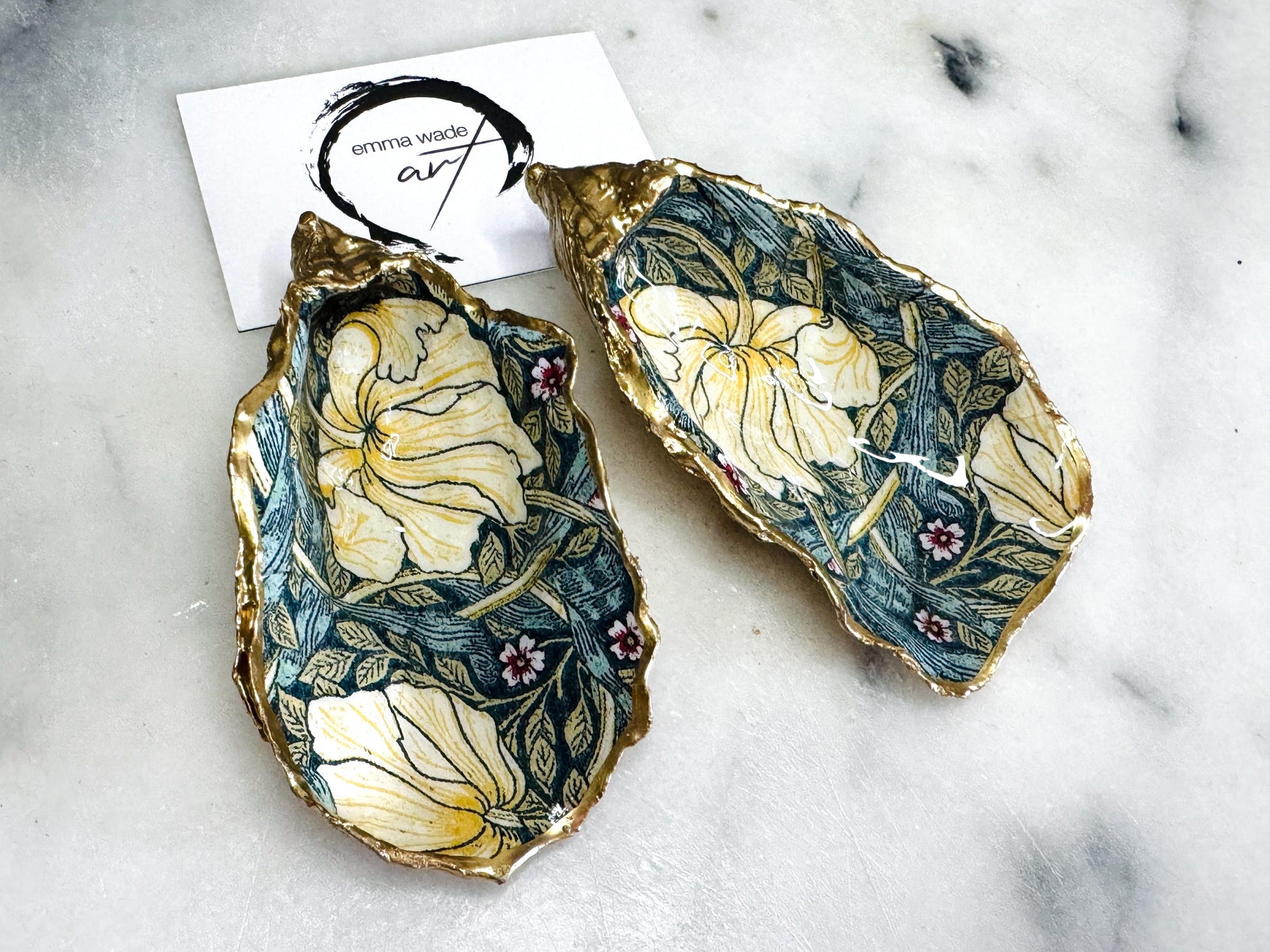 gift for her, salt cellar pinch pots, William Morris Pimpernel salt and pepper pots, William Morris spice pots, Pimpernel,  coastal gifts, home decor, wedding favours, Christmas gift, Golden anniversary gift, decorative accessories, EmmaWadeART, coastal decor, spring gift, gold leaf oyster, oyster dishes, pearl oyster gift, kitchen decor, oyster pinch pots, gift for mum, handmade shell dishes, oyster serving dishes, gold leaf oyster, oyster art, gift for him, chefs gift, foodie gift, table decor