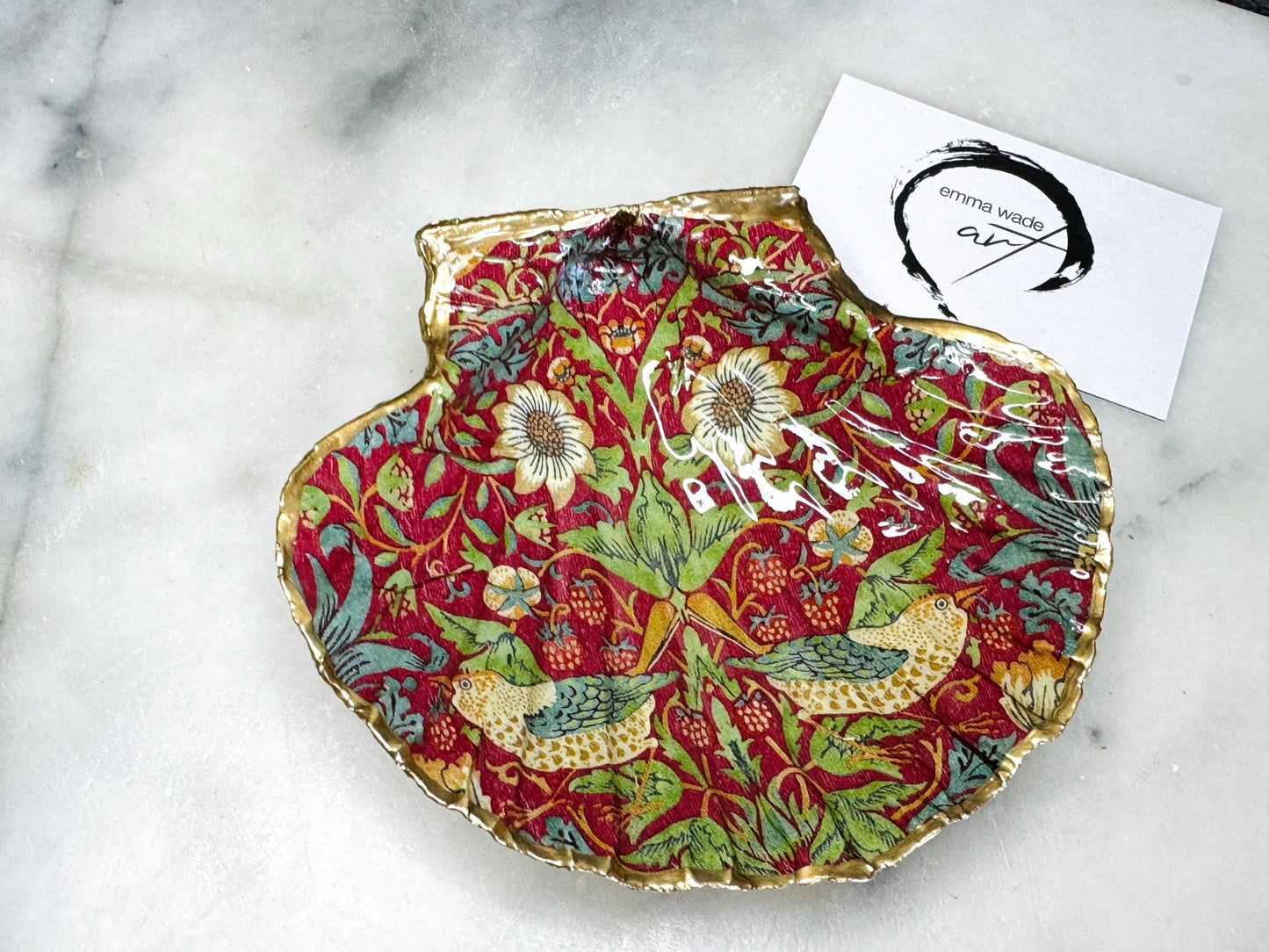 Gifts for her, Gift for him, coastal gift ideas, decoupaged scallop shell, Ring holder, Shell Jewellery box, Trinket and jewellery dish, Anniversary gift, Wedding gift, anniversary gift, Coastal decor, William Morris gift, William Morris ornament, Scallop Ring Tray, Strawberry thief Red Black, Coastal Gift, Christmas Gift, Ring Bearers Dish, Proposal Ring Tray, Gift for Mum, William Morris decor, Bird Dish, Handmade William Morris Gift, Emma Wade ART, Gold Gilded Dish, UK scallop dish